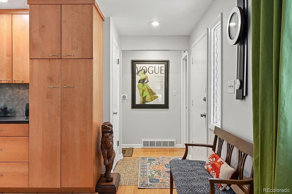 MLS Image #13 for 5402 e warren avenue,denver, Colorado