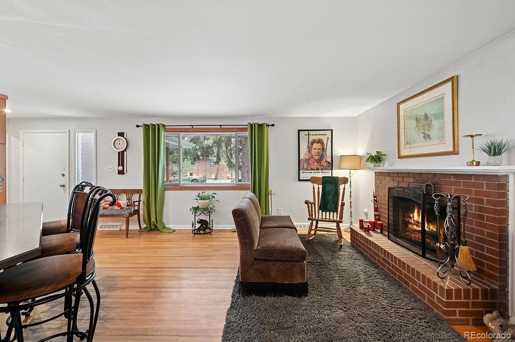 MLS Image #3 for 5402 e warren avenue,denver, Colorado