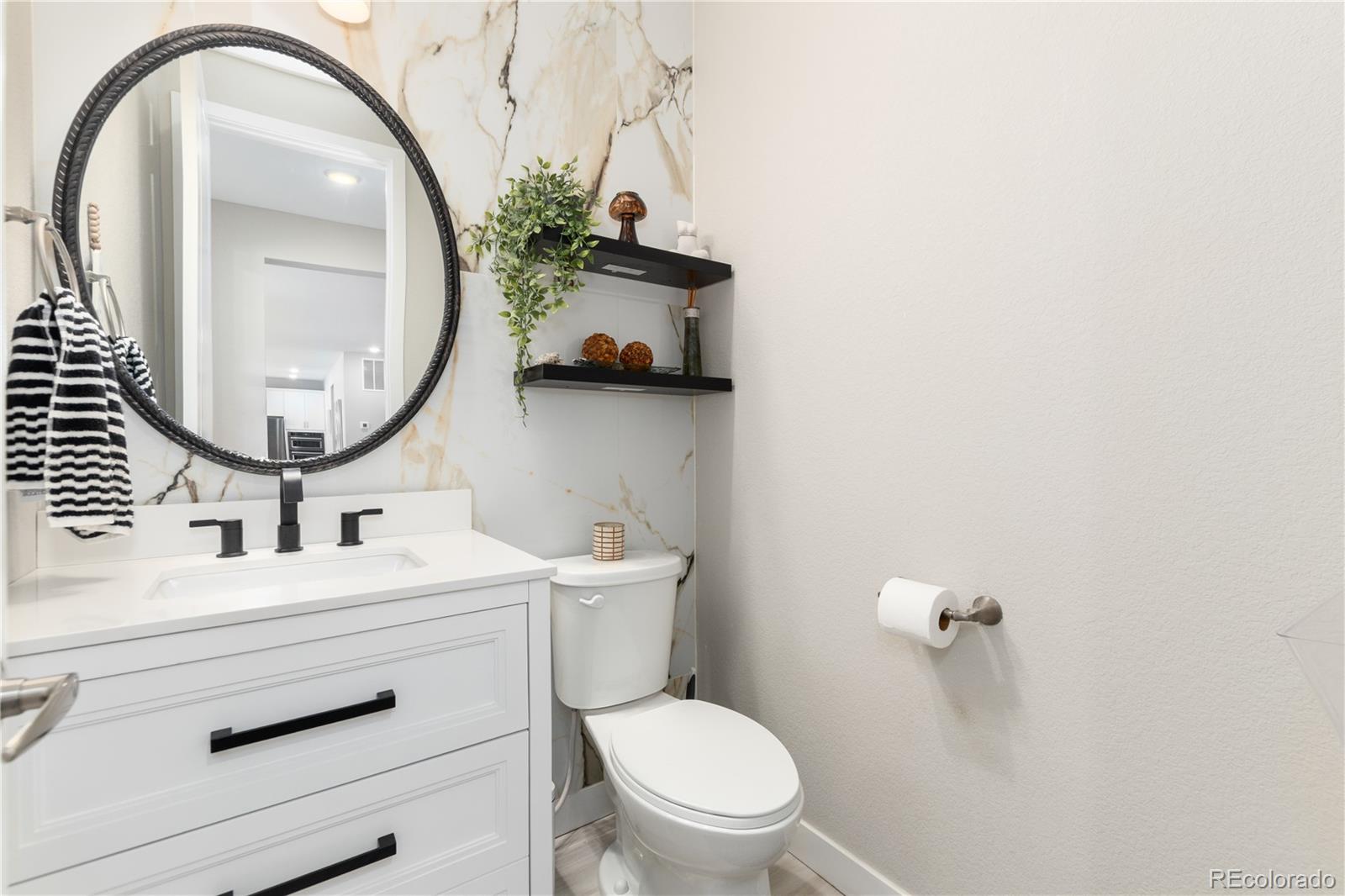 MLS Image #20 for 2135 s poppy street,lakewood, Colorado