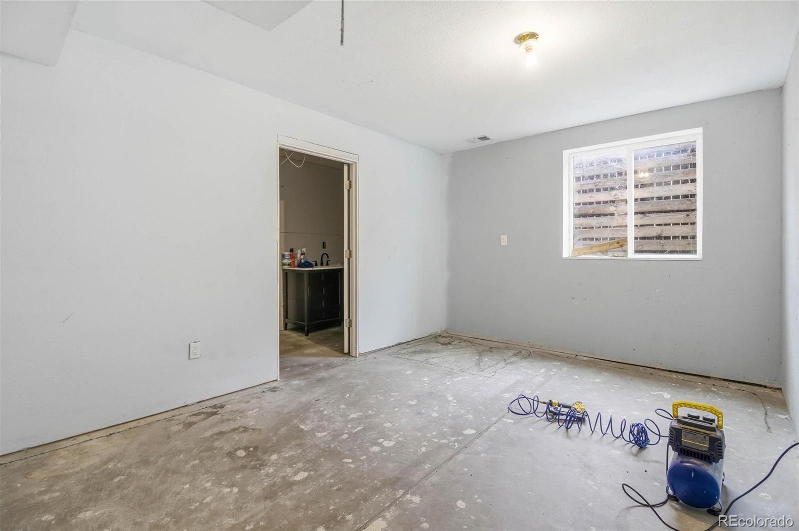 MLS Image #24 for 5133  milwaukee street,denver, Colorado