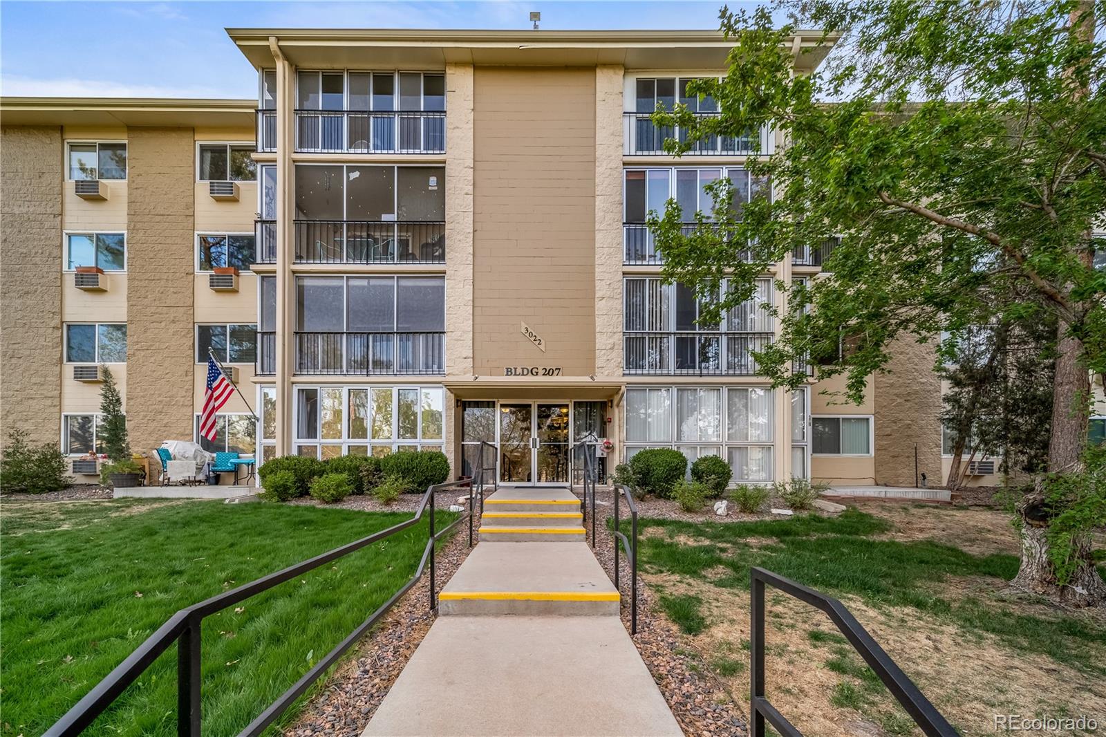 MLS Image #0 for 3022 s wheeling way 112,aurora, Colorado