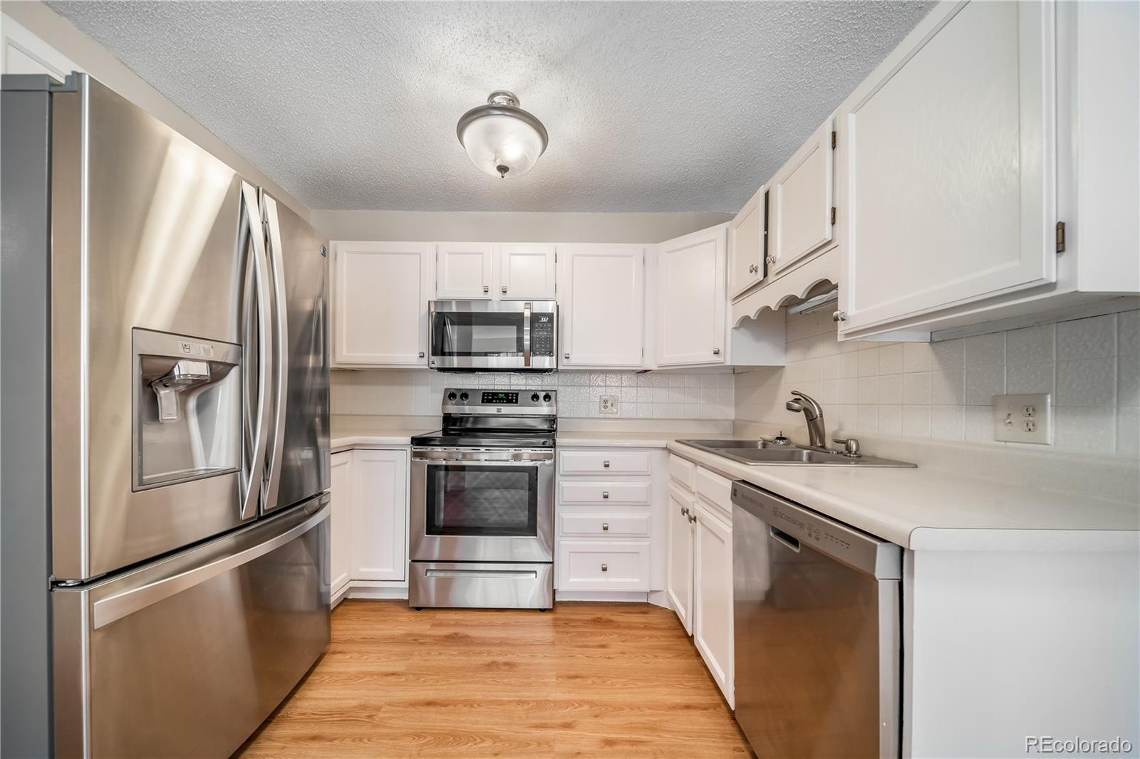 MLS Image #5 for 3022 s wheeling way 112,aurora, Colorado