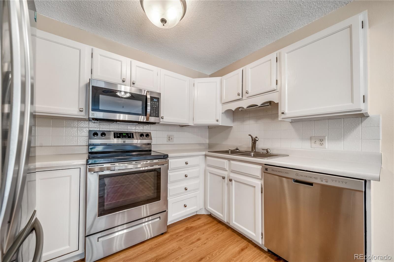 MLS Image #6 for 3022 s wheeling way 112,aurora, Colorado