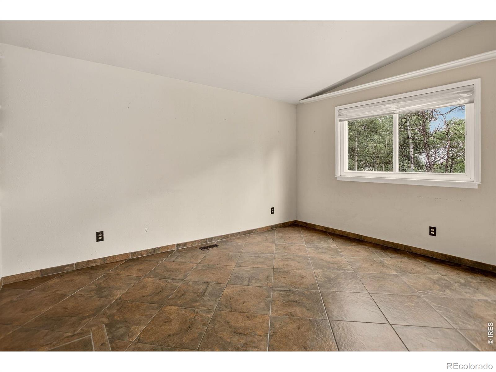 MLS Image #5 for 233  deer circle,black hawk, Colorado