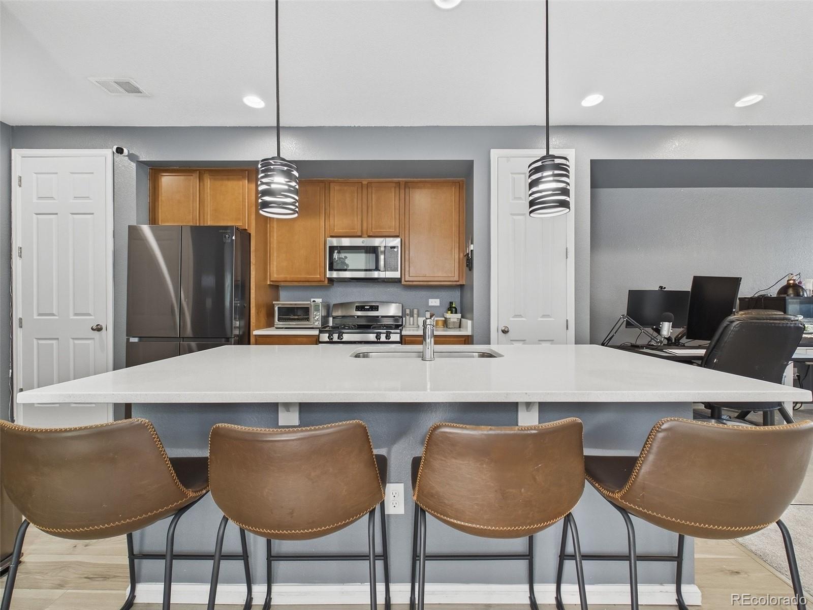 MLS Image #9 for 23526 e 5th place ,aurora, Colorado