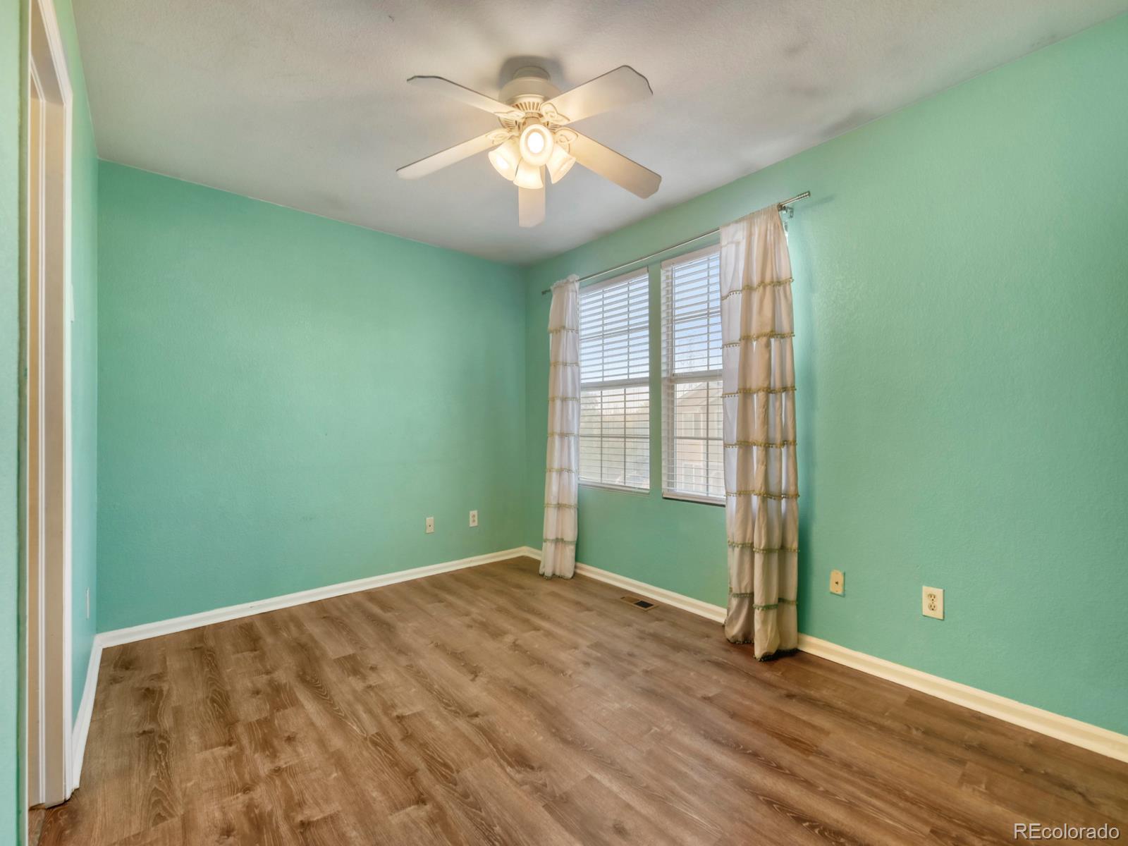 MLS Image #16 for 5527 e 100th way,thornton, Colorado