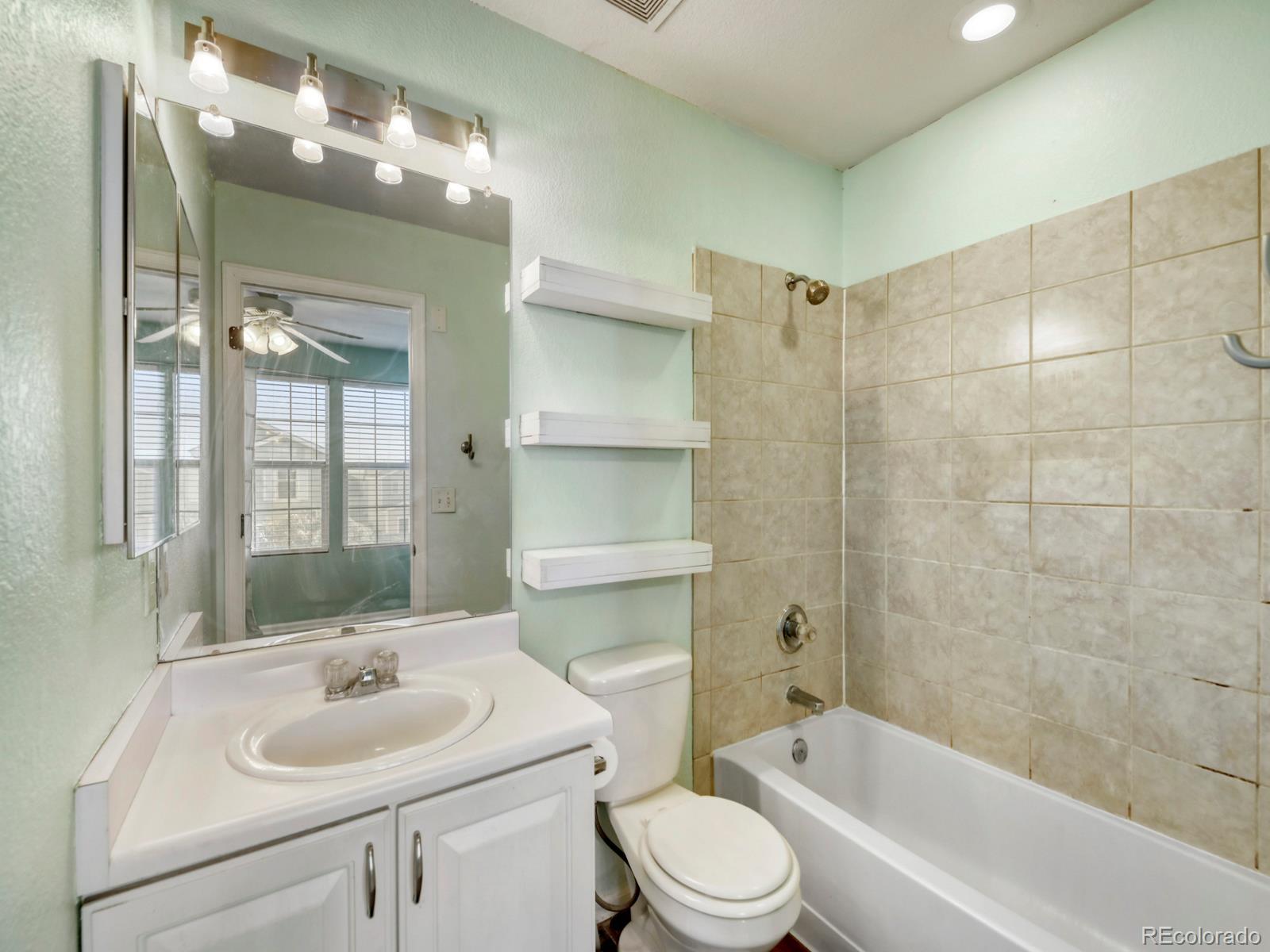 MLS Image #4 for 5527 e 100th way,thornton, Colorado