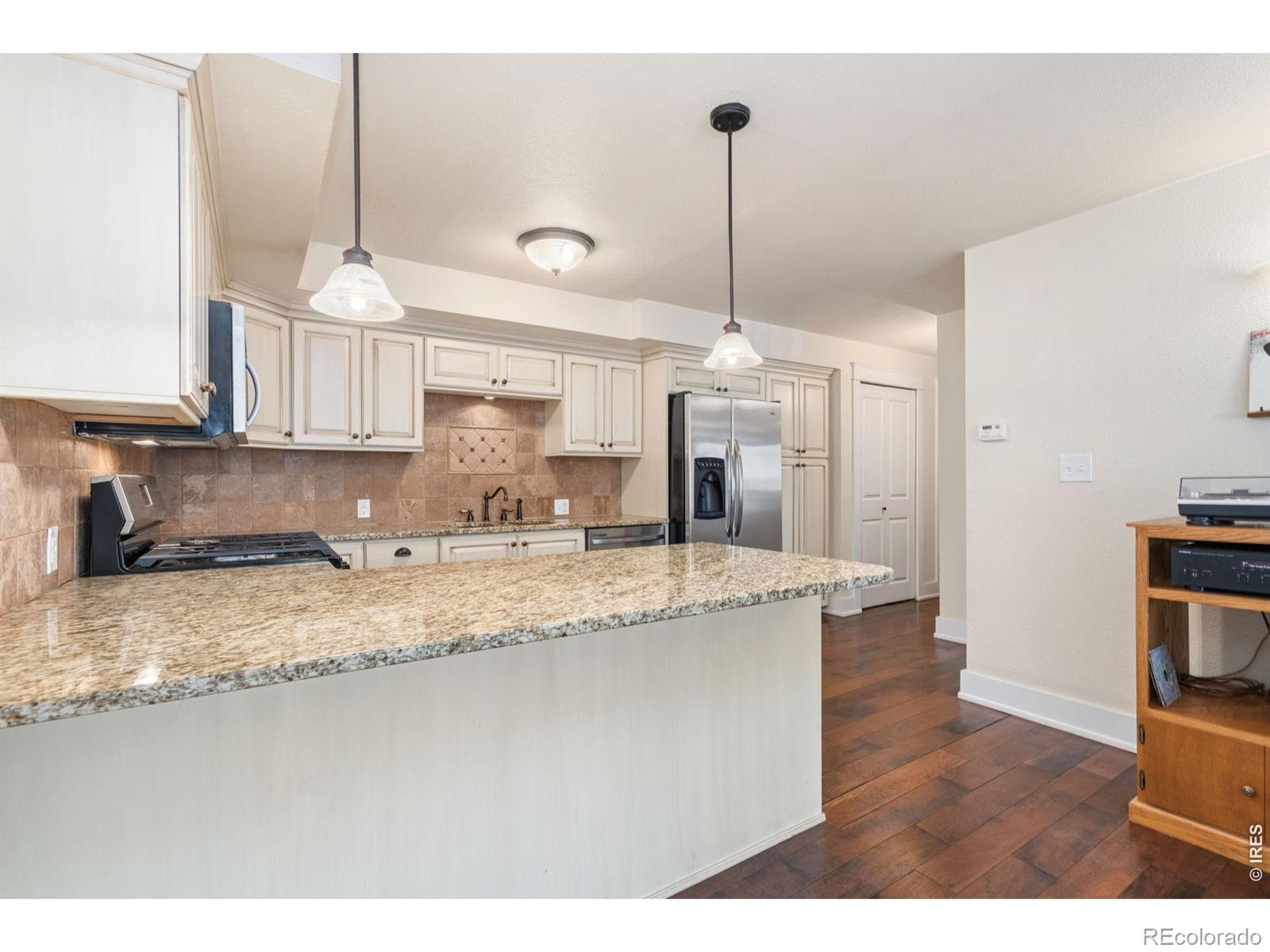 MLS Image #5 for 233 n meldrum street,fort collins, Colorado