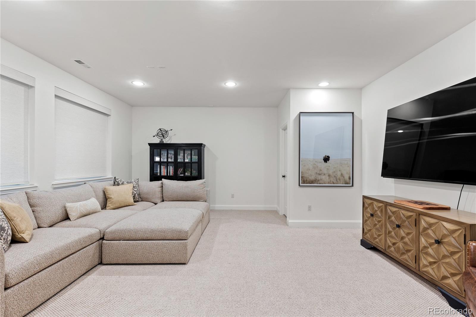 MLS Image #33 for 1090 s race street,denver, Colorado