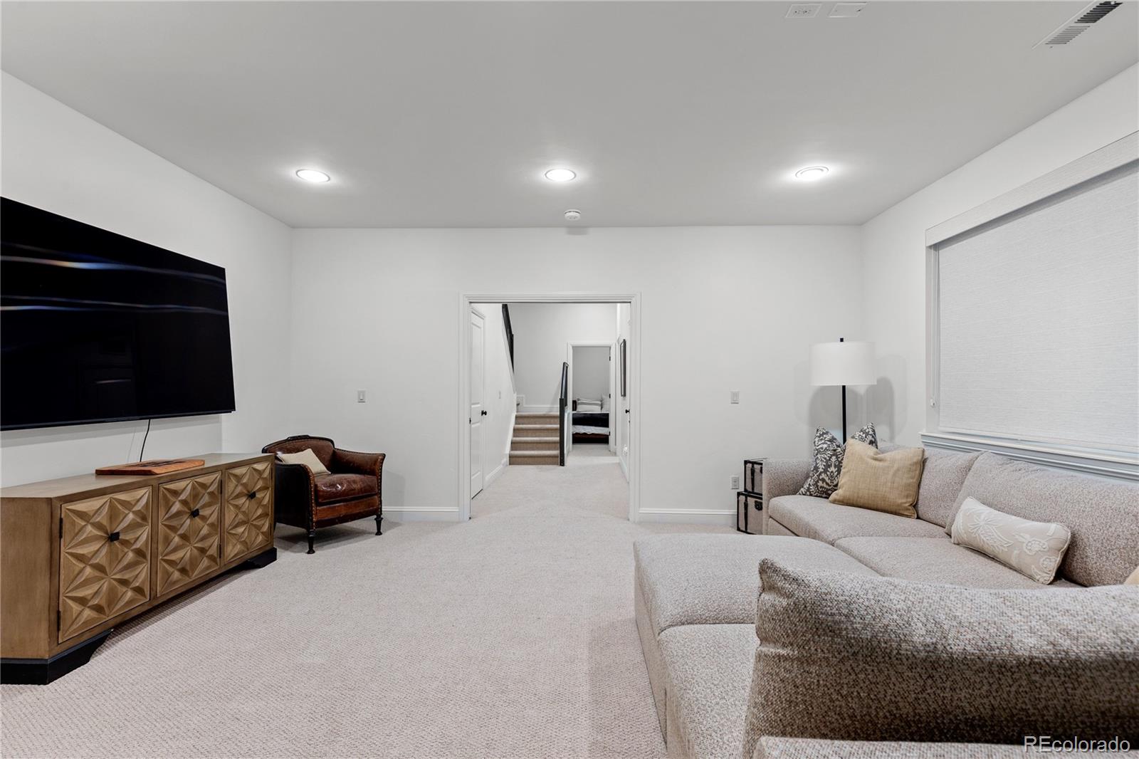 MLS Image #34 for 1090 s race street,denver, Colorado