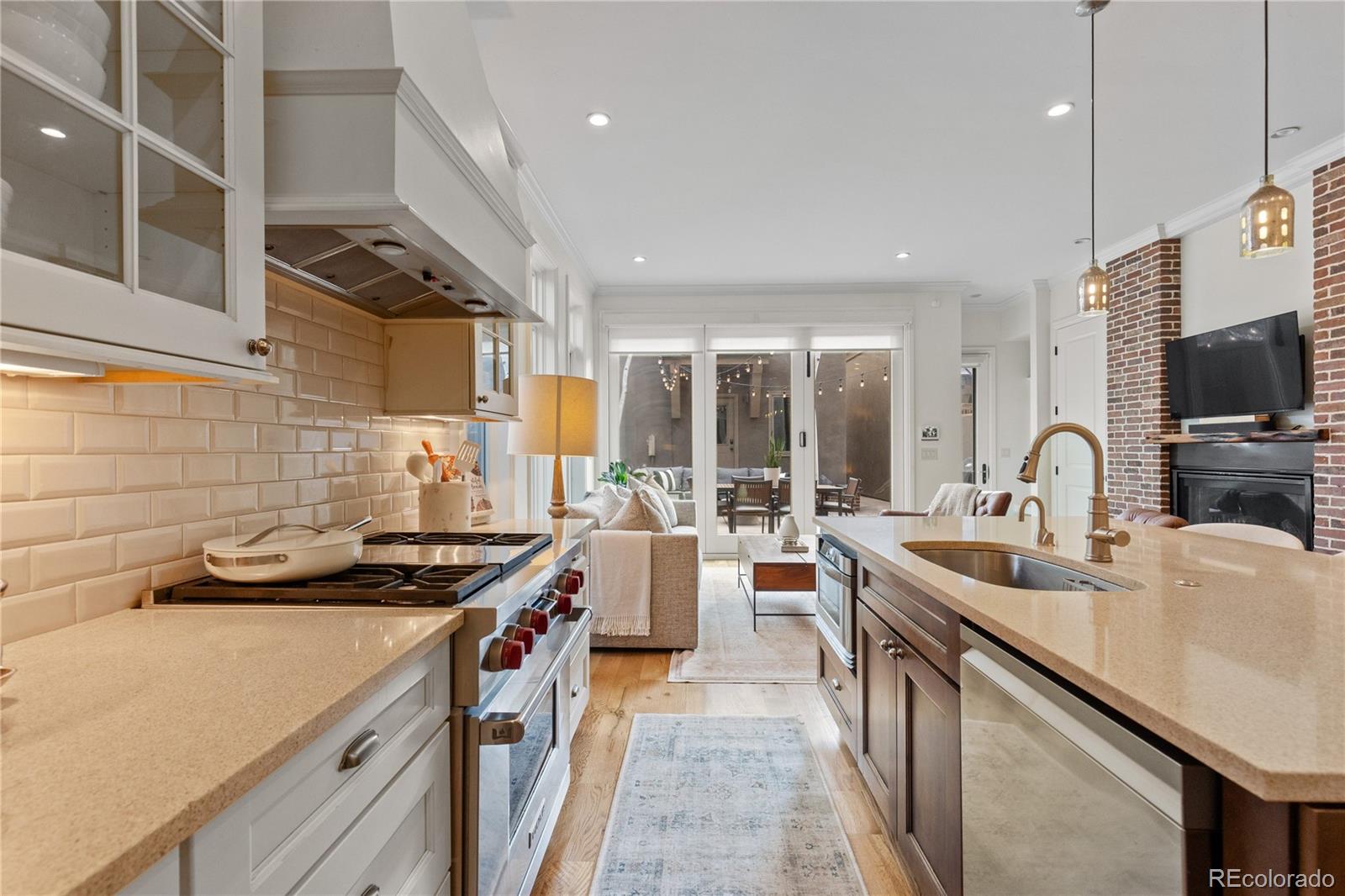 MLS Image #7 for 1090 s race street,denver, Colorado