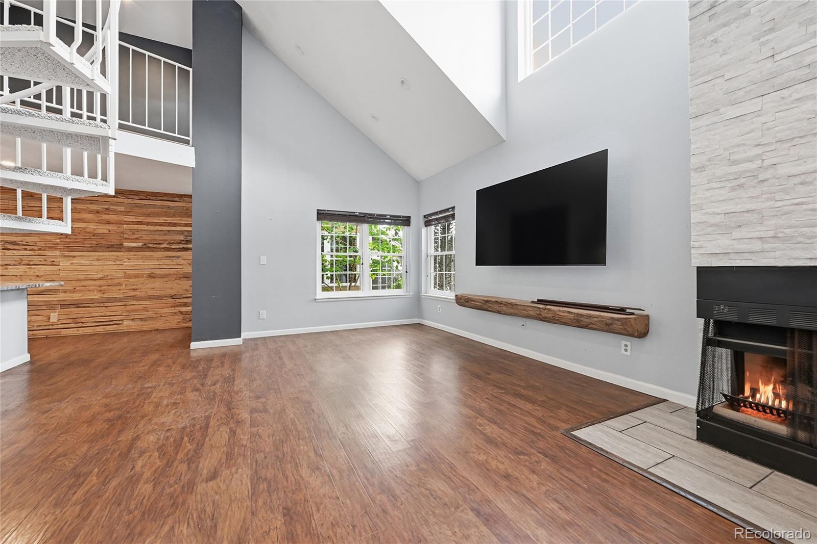 MLS Image #4 for 6761 s ivy way,centennial, Colorado