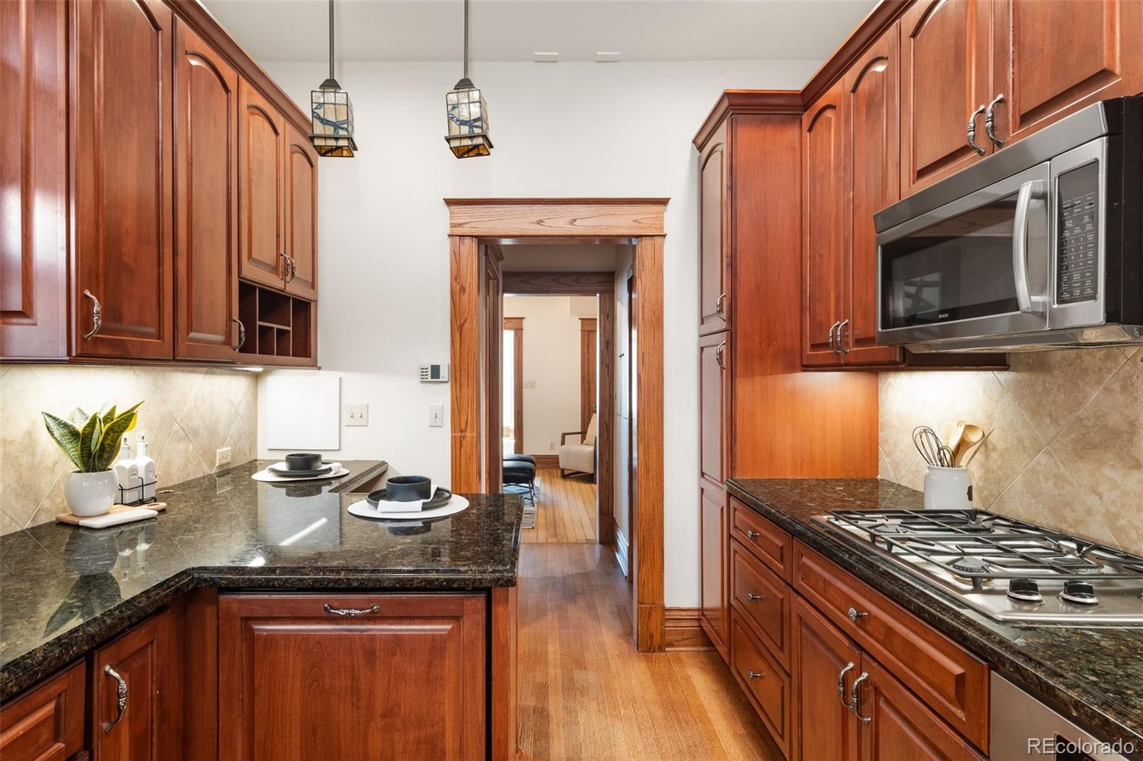 MLS Image #11 for 607 e 16th avenue,denver, Colorado
