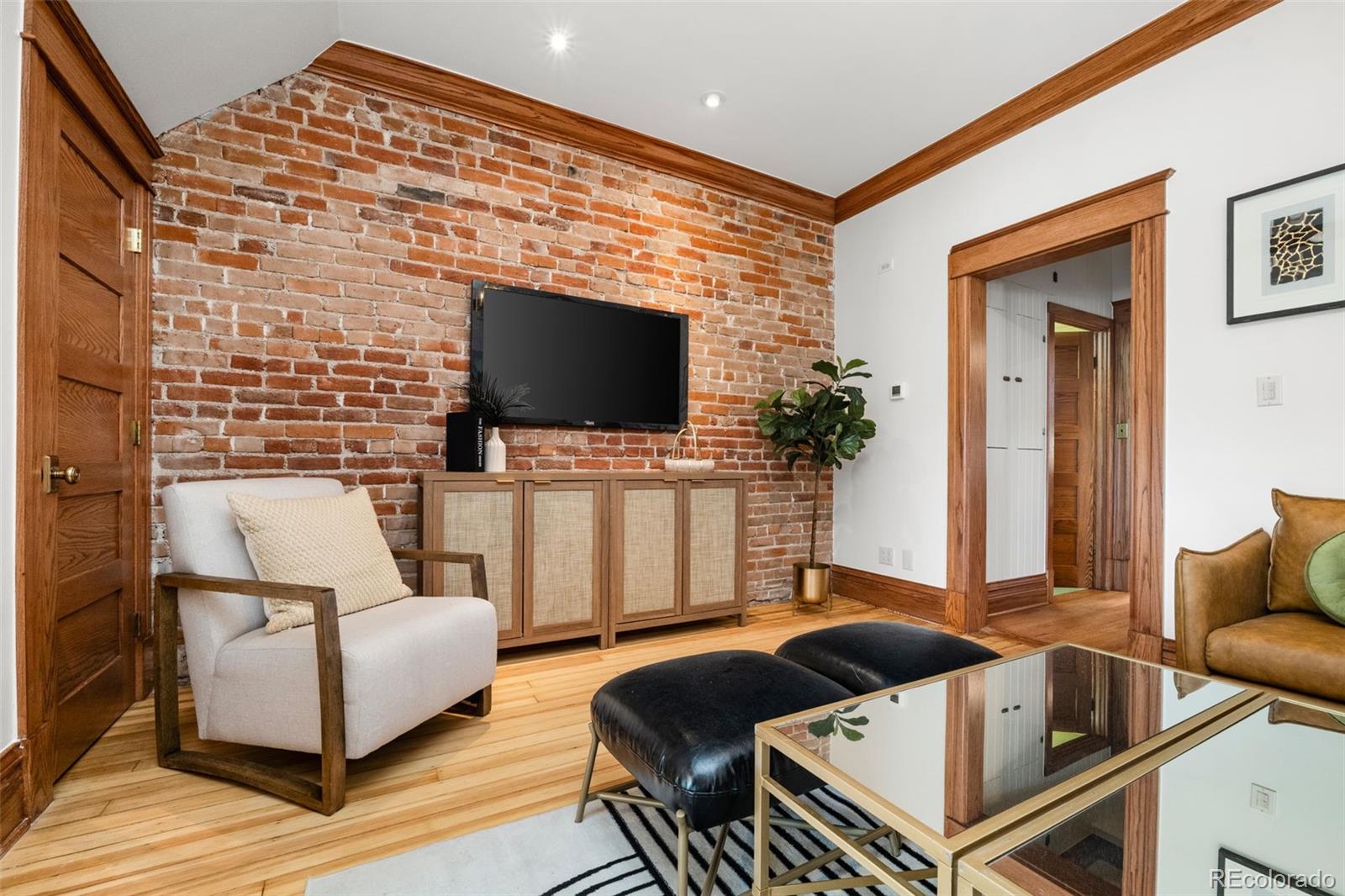 MLS Image #8 for 607 e 16th avenue,denver, Colorado