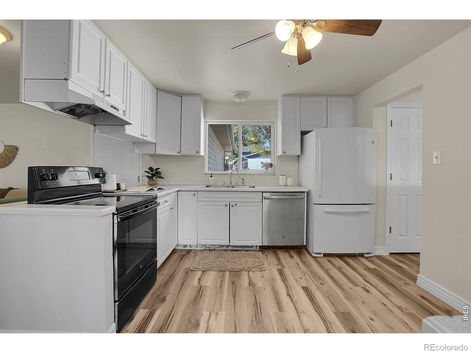 MLS Image #9 for 11378 w 68th way,arvada, Colorado