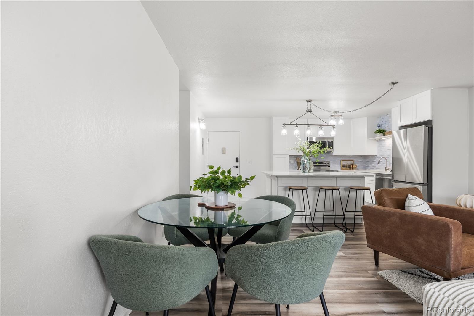 MLS Image #10 for 6940 e girard avenue,denver, Colorado