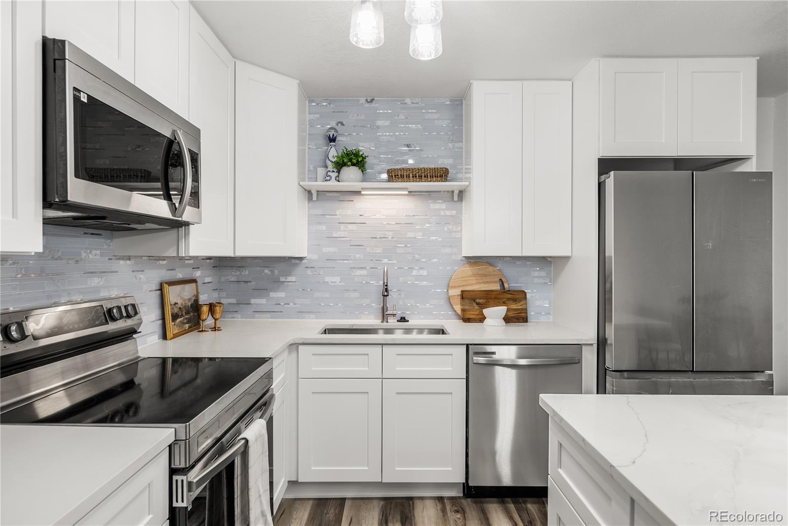 MLS Image #13 for 6940 e girard avenue,denver, Colorado