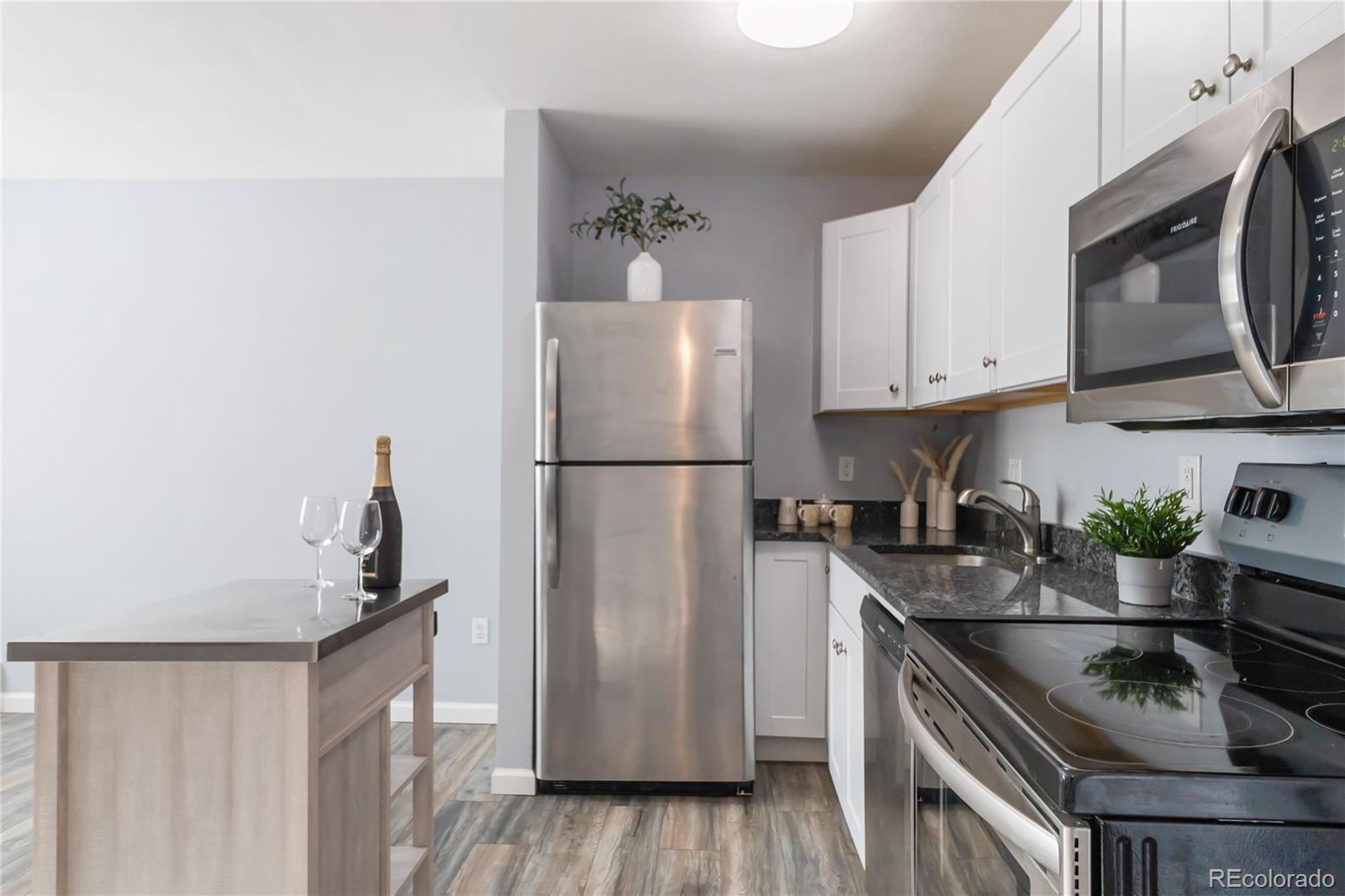 MLS Image #2 for 5995 e iliff avenue,denver, Colorado
