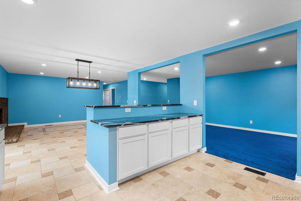 MLS Image #10 for 12978 e elgin drive,denver, Colorado