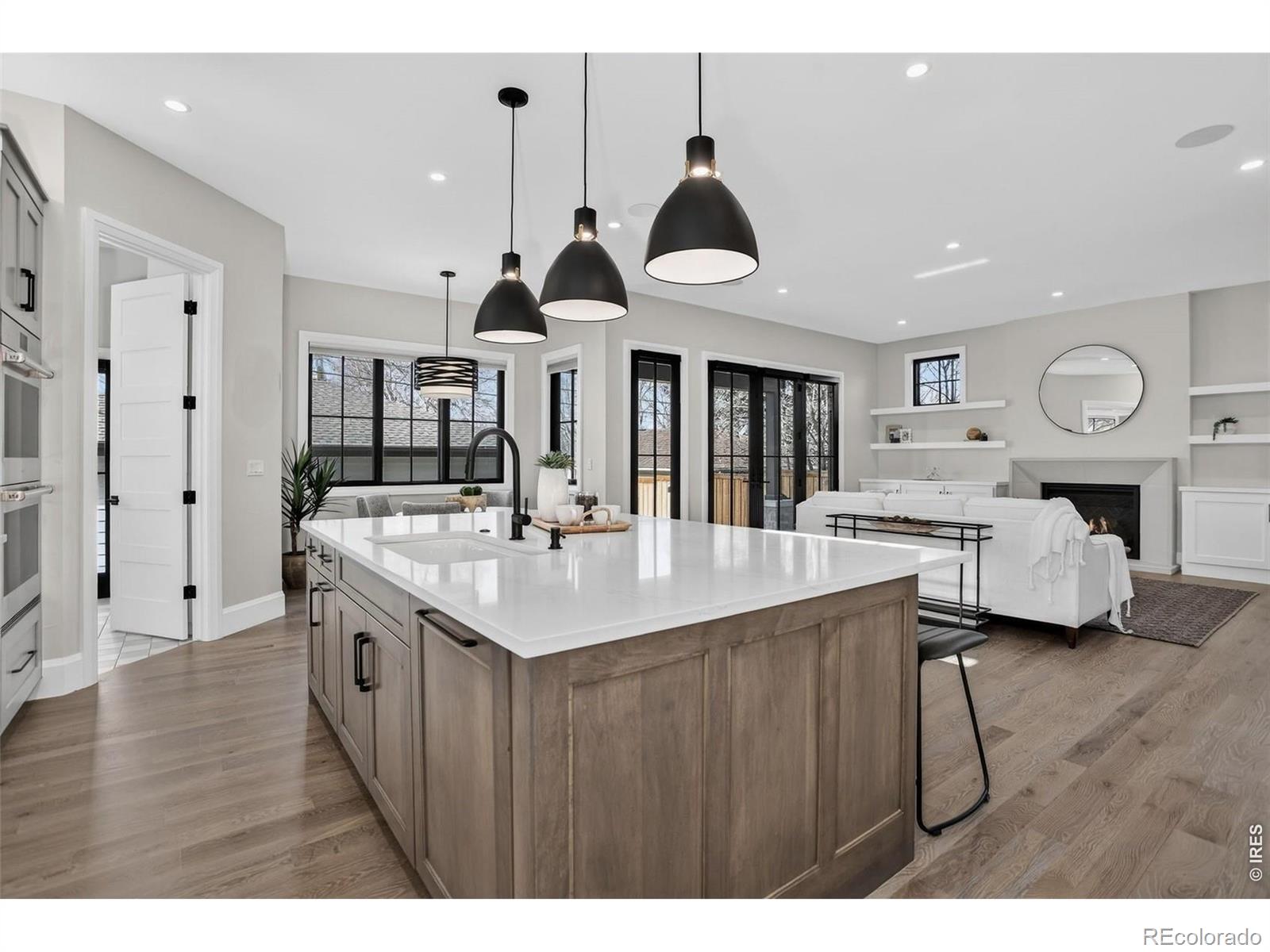 MLS Image #17 for 1295 s garfield street,denver, Colorado