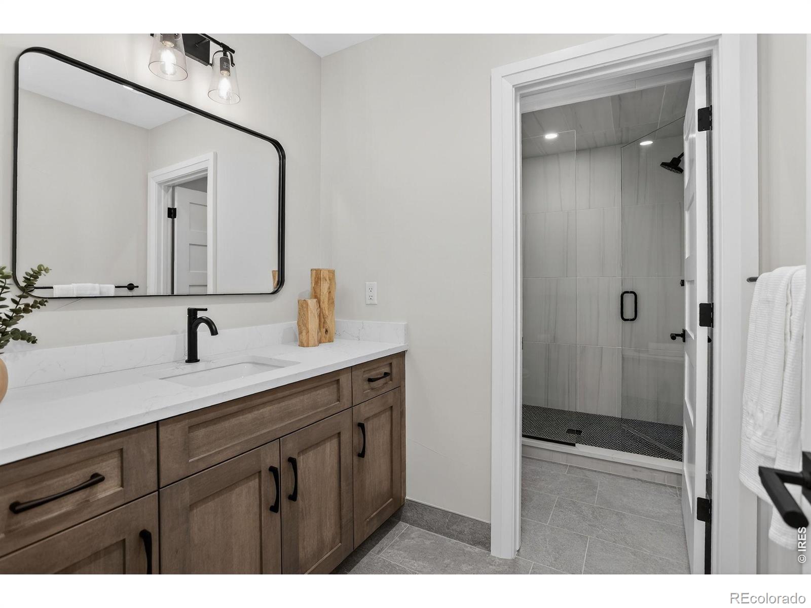 MLS Image #39 for 1295 s garfield street,denver, Colorado