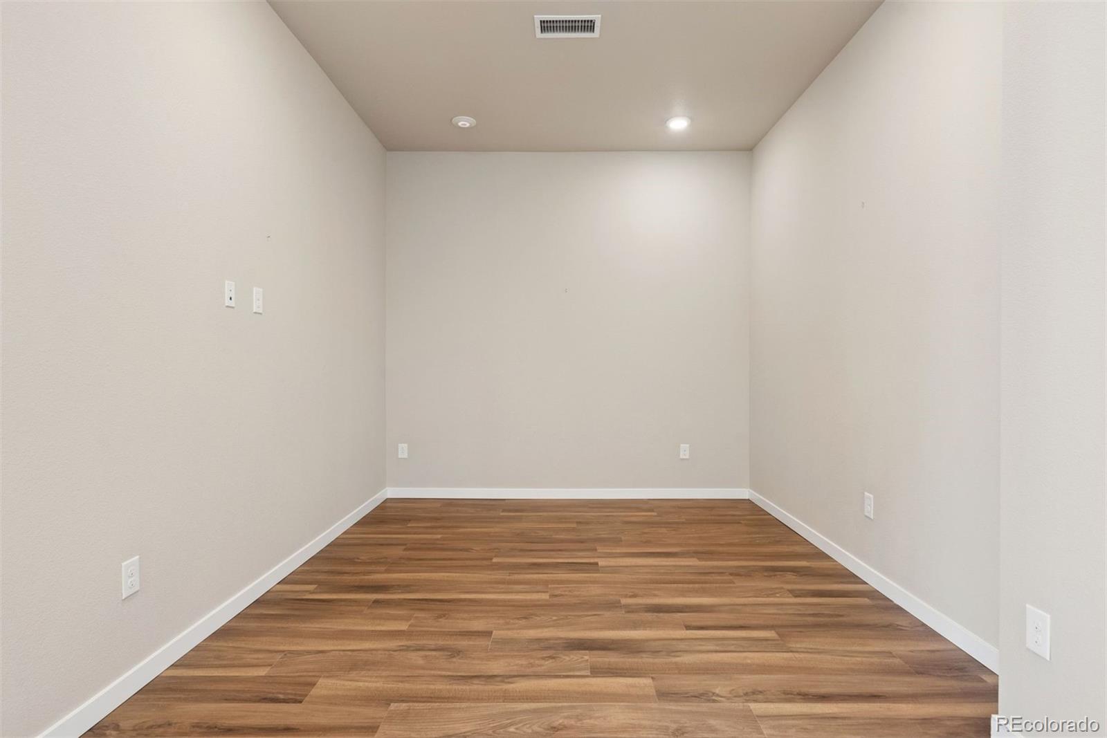 MLS Image #18 for 480 e fremont place,centennial, Colorado