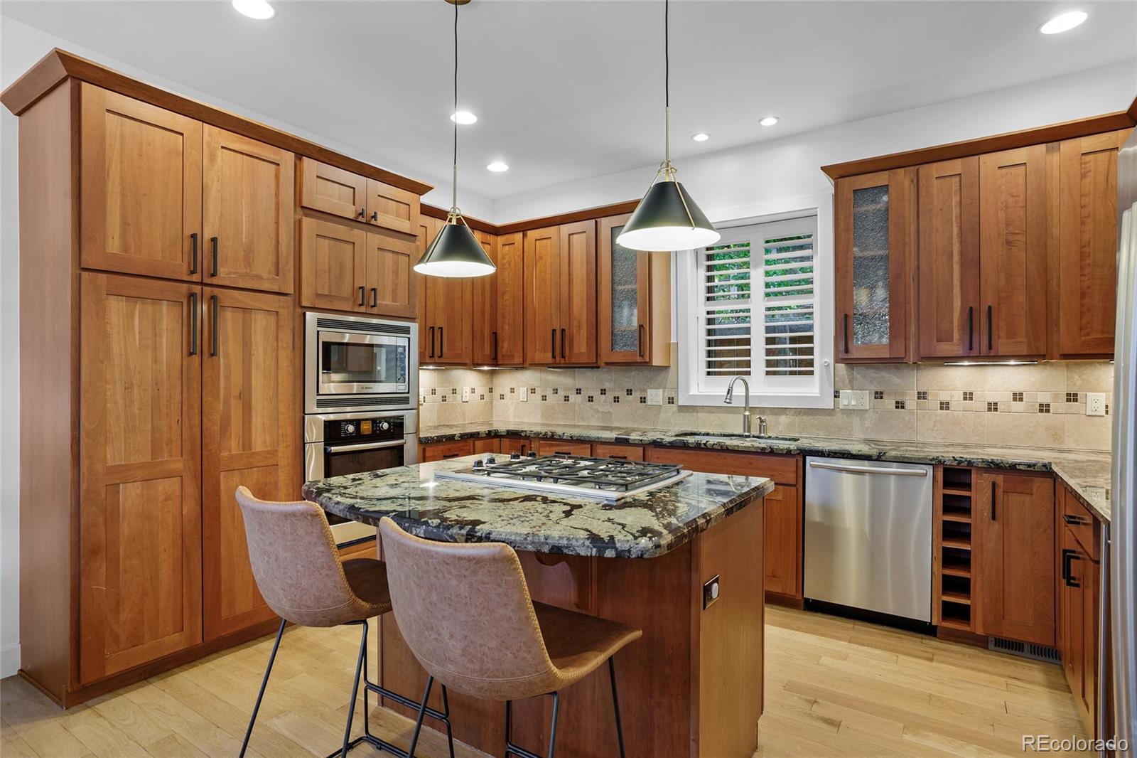 MLS Image #16 for 585 s emerson street,denver, Colorado