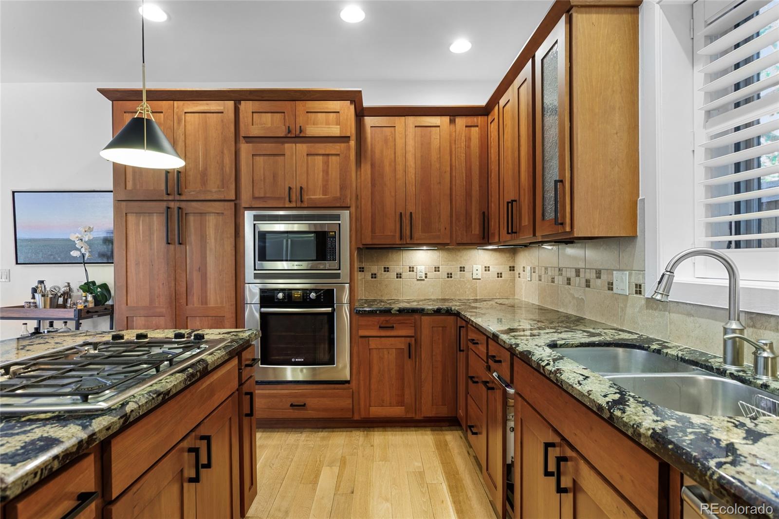 MLS Image #17 for 585 s emerson street,denver, Colorado