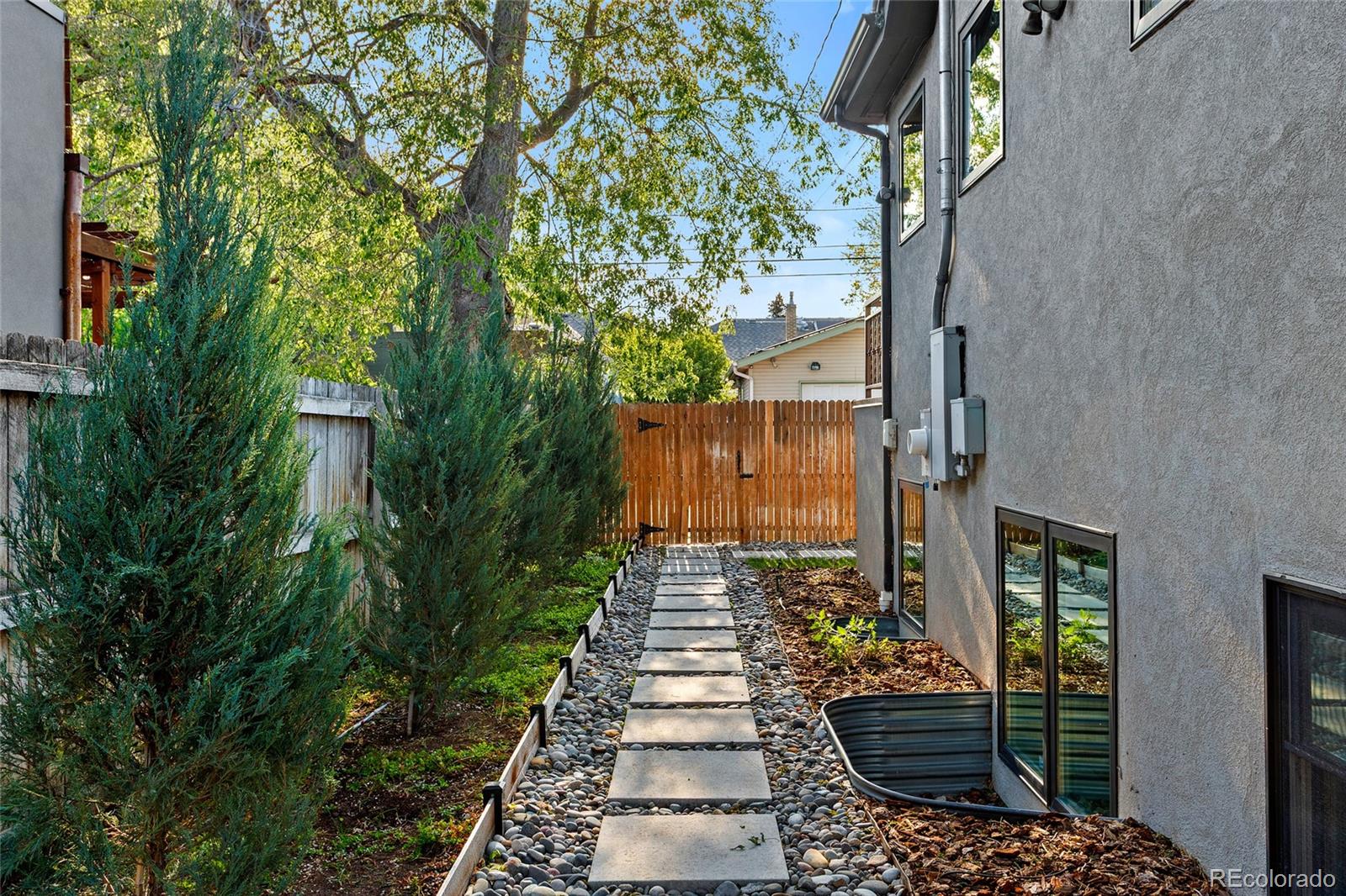MLS Image #24 for 585 s emerson street,denver, Colorado