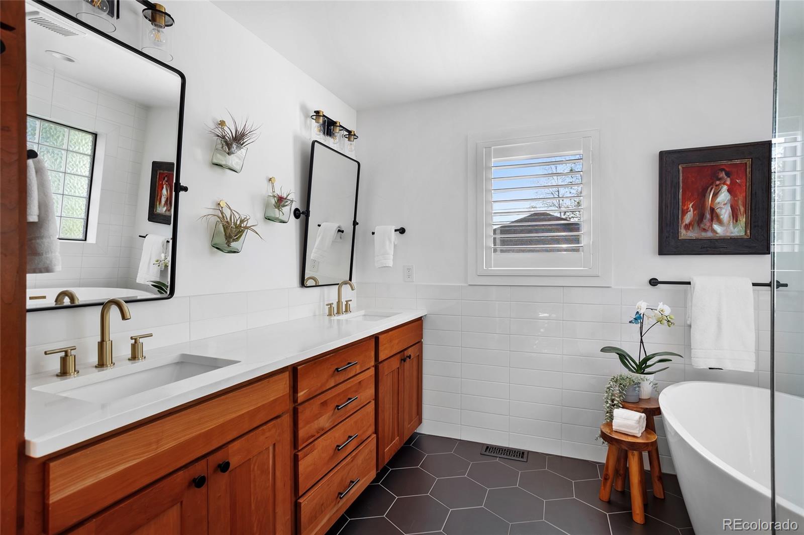 MLS Image #37 for 585 s emerson street,denver, Colorado