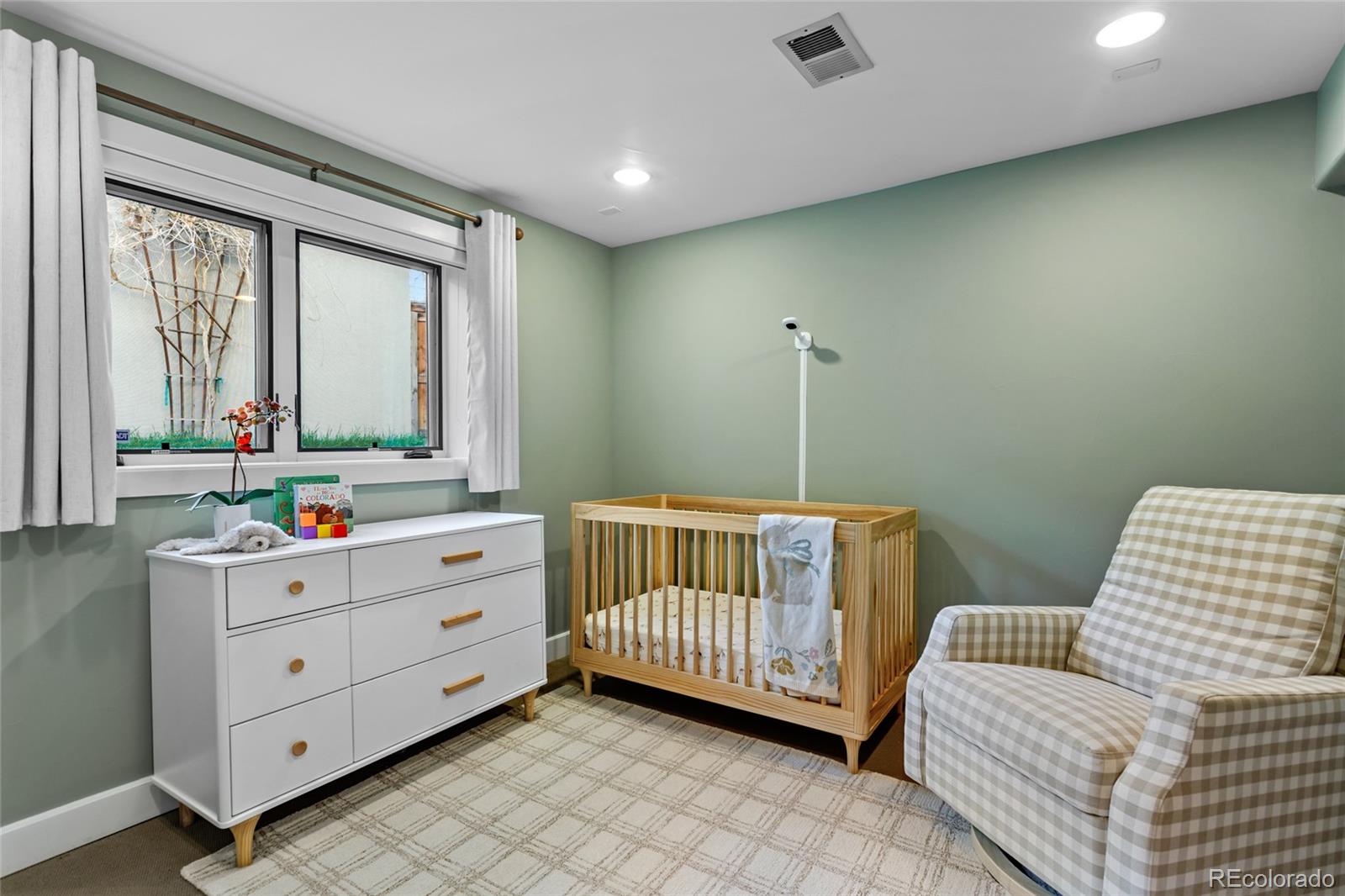 MLS Image #40 for 585 s emerson street,denver, Colorado