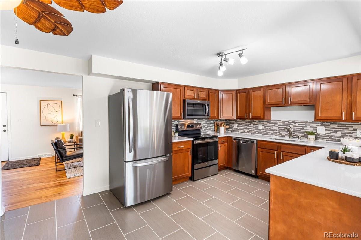 MLS Image #6 for 6764  newland street,arvada, Colorado