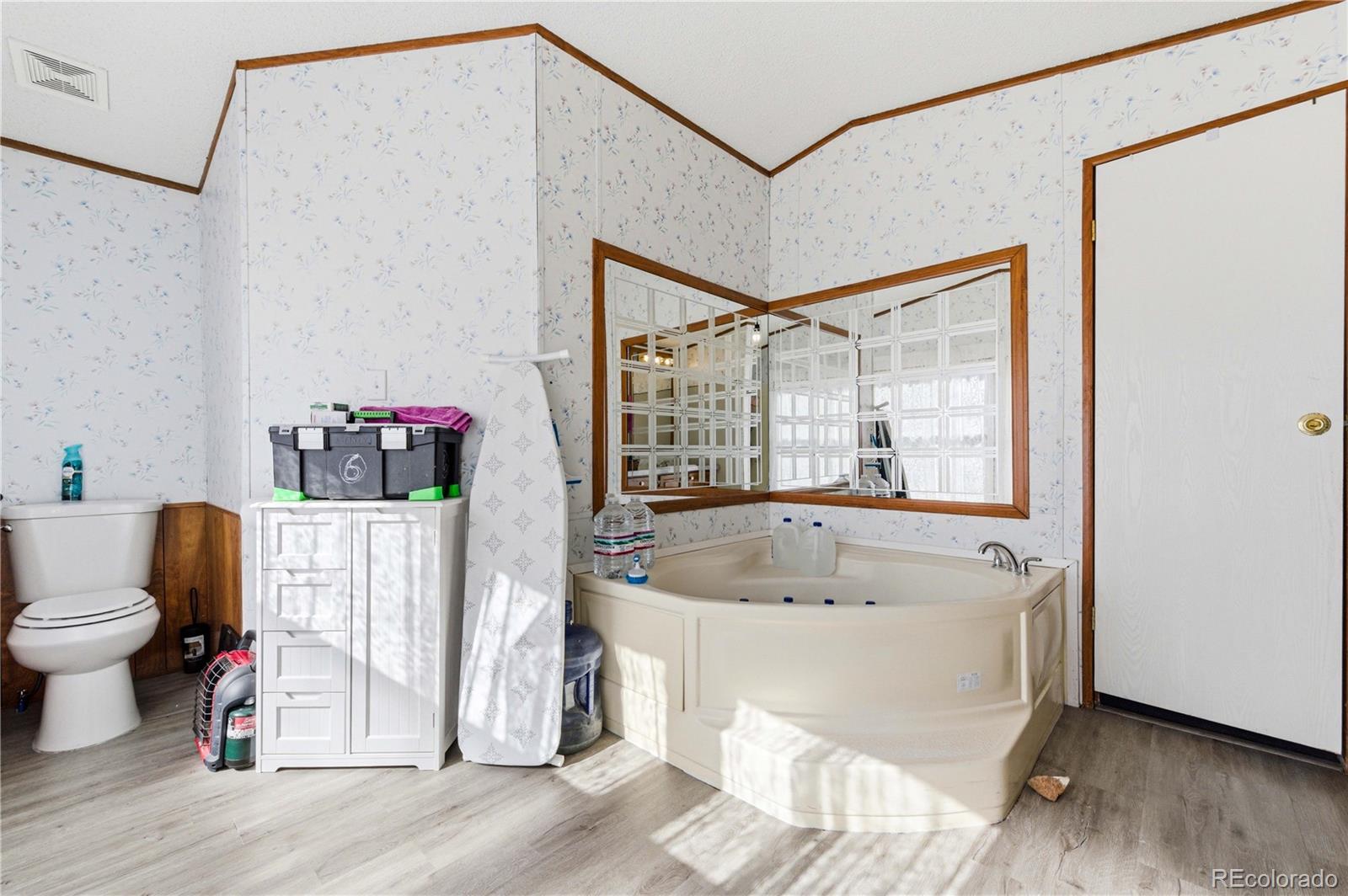 MLS Image #24 for 987  14th trail,cotopaxi, Colorado