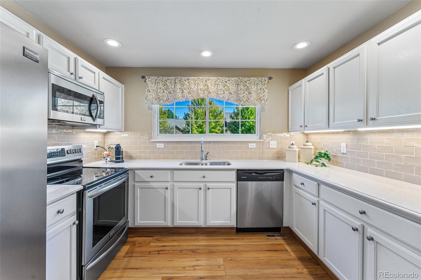 MLS Image #11 for 41  quince street,denver, Colorado