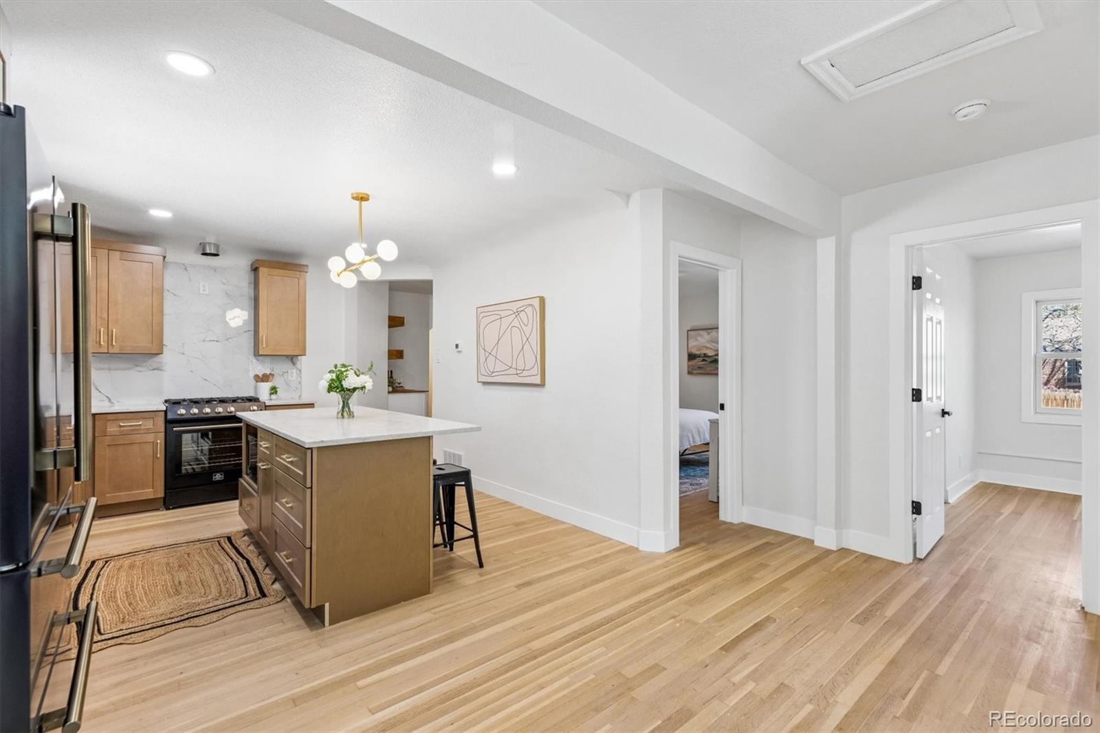 MLS Image #11 for 2260  leyden street,denver, Colorado