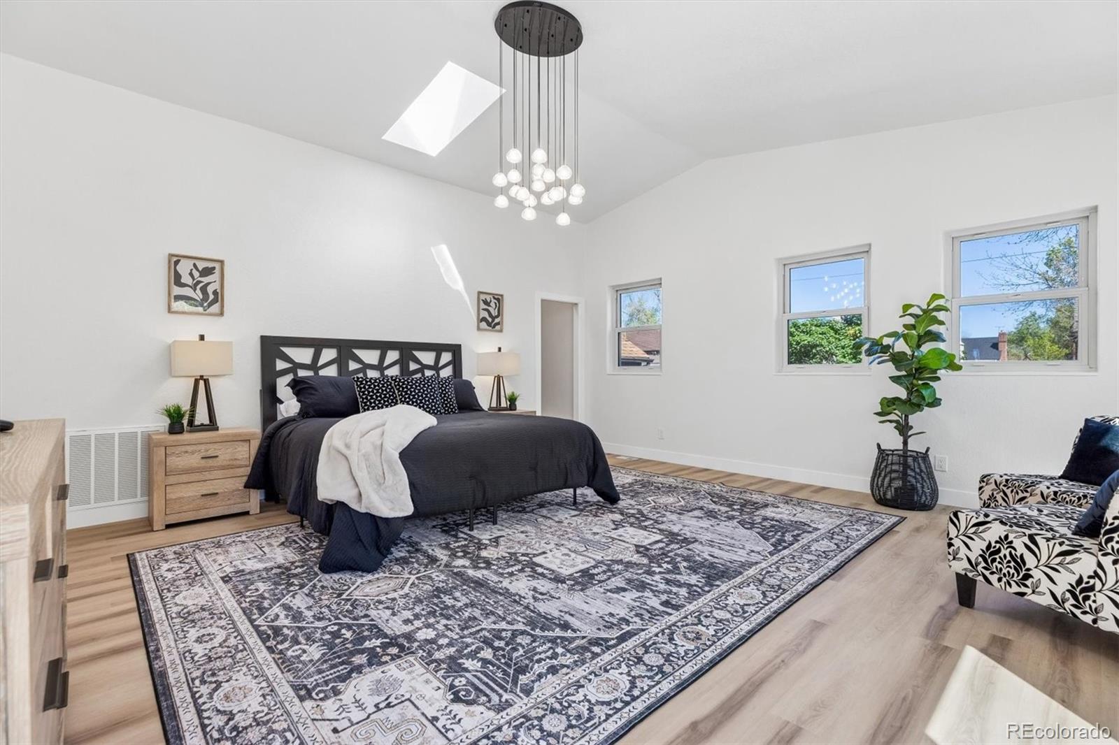 MLS Image #16 for 2260  leyden street,denver, Colorado