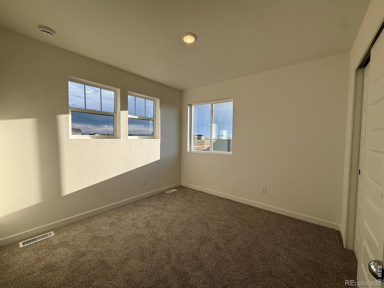 MLS Image #8 for 1871  triticale way,johnstown, Colorado