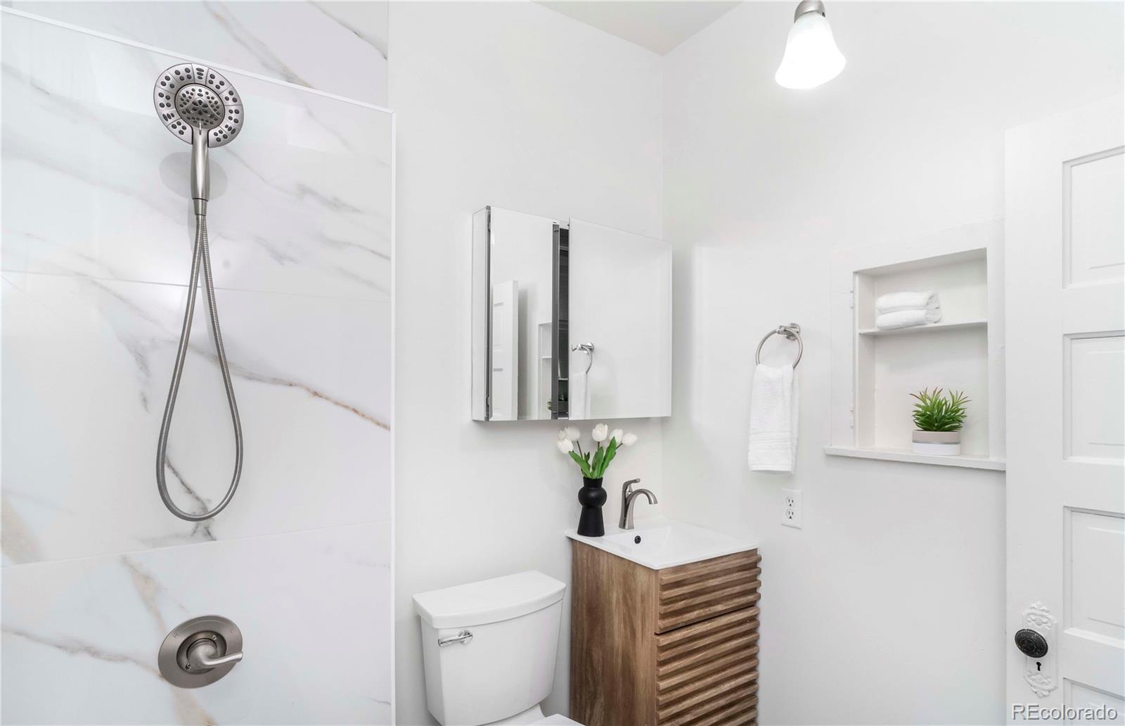 MLS Image #11 for 2500 n gilpin street,denver, Colorado