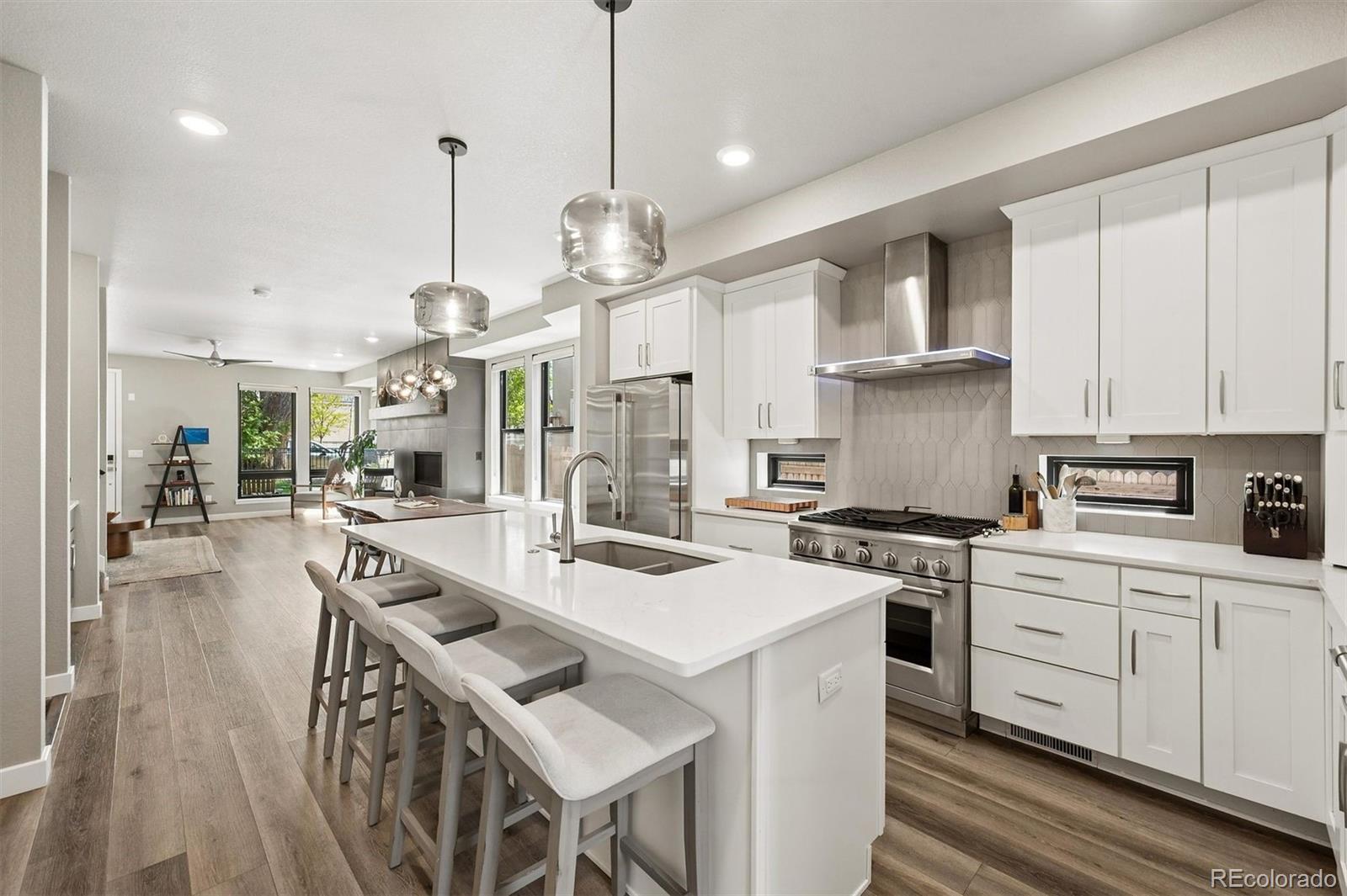 MLS Image #14 for 1331 s logan street,denver, Colorado