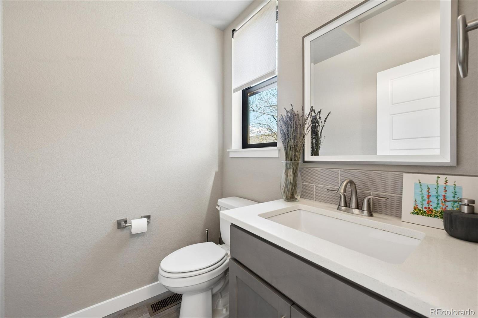 MLS Image #16 for 1331 s logan street,denver, Colorado