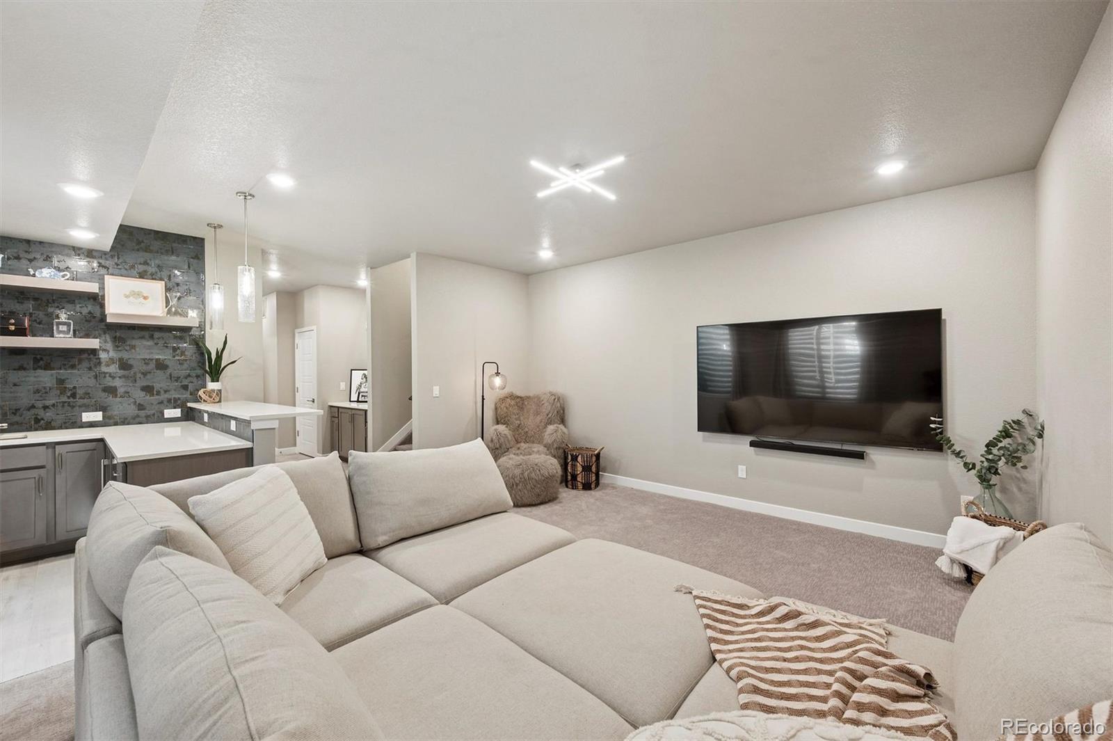 MLS Image #28 for 1331 s logan street,denver, Colorado