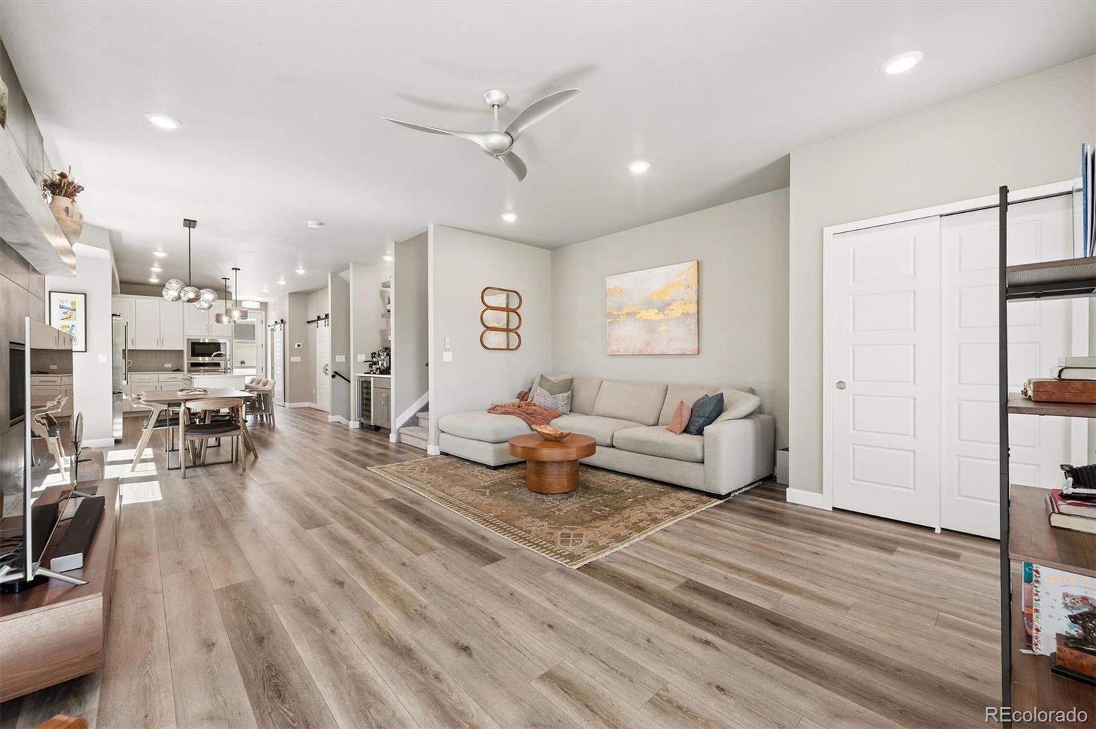 MLS Image #4 for 1331 s logan street,denver, Colorado