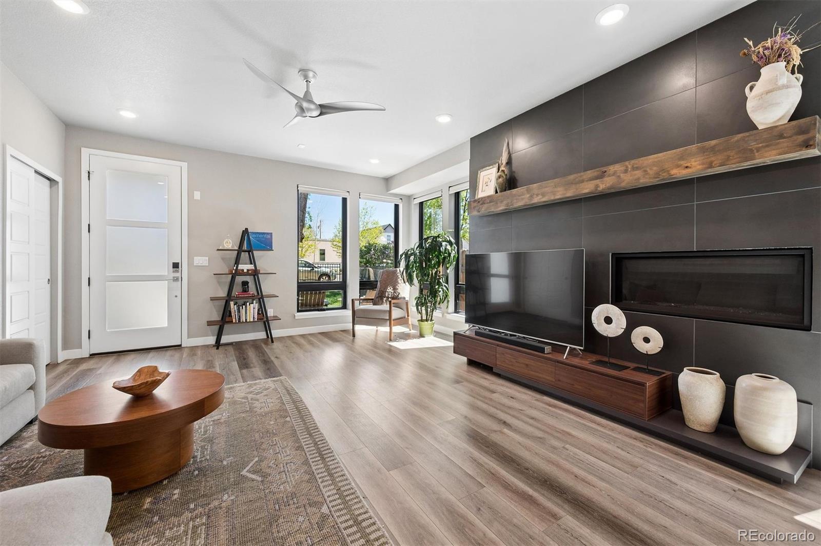 MLS Image #5 for 1331 s logan street,denver, Colorado