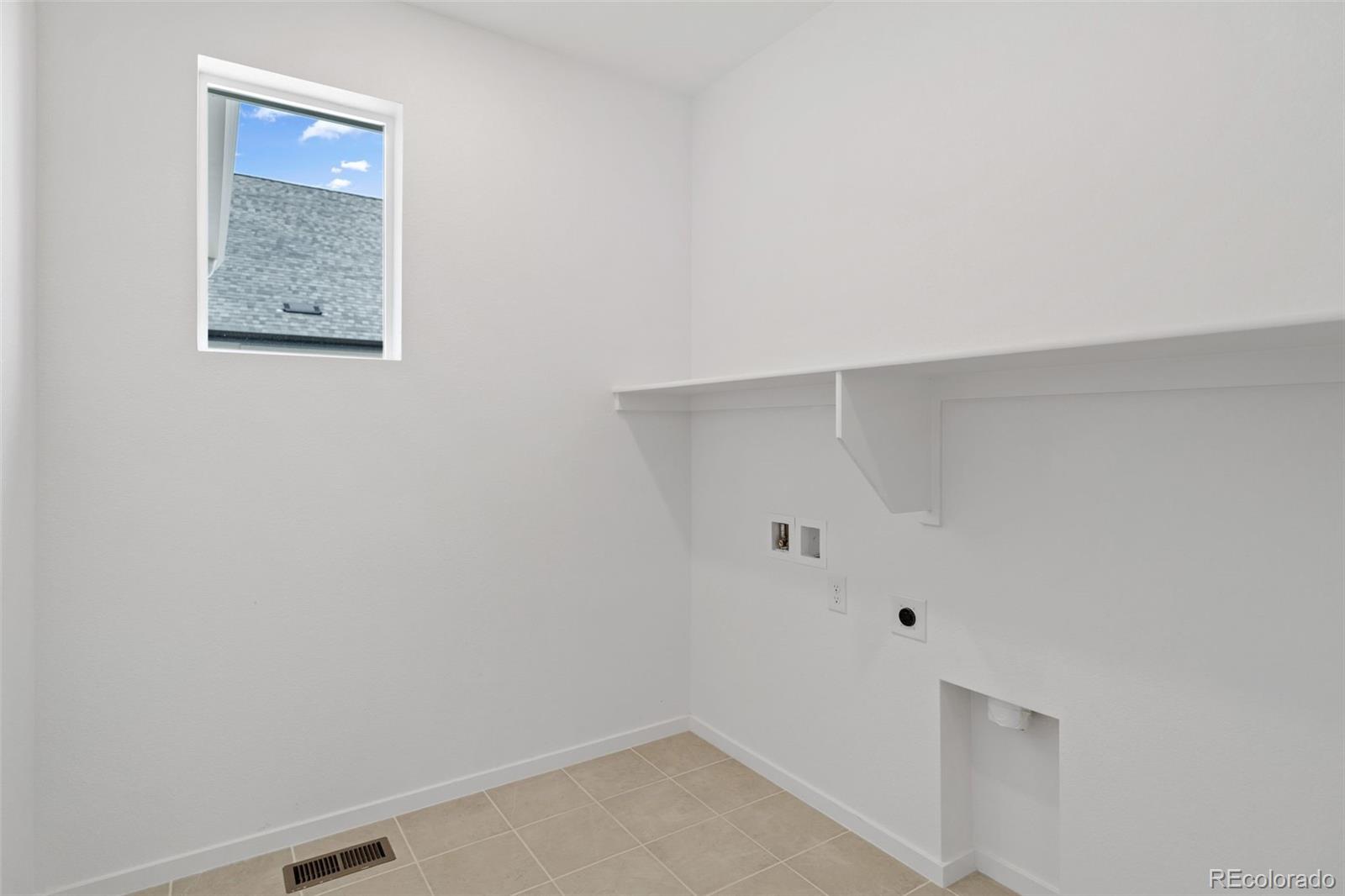 MLS Image #20 for 703  pershing point,elizabeth, Colorado
