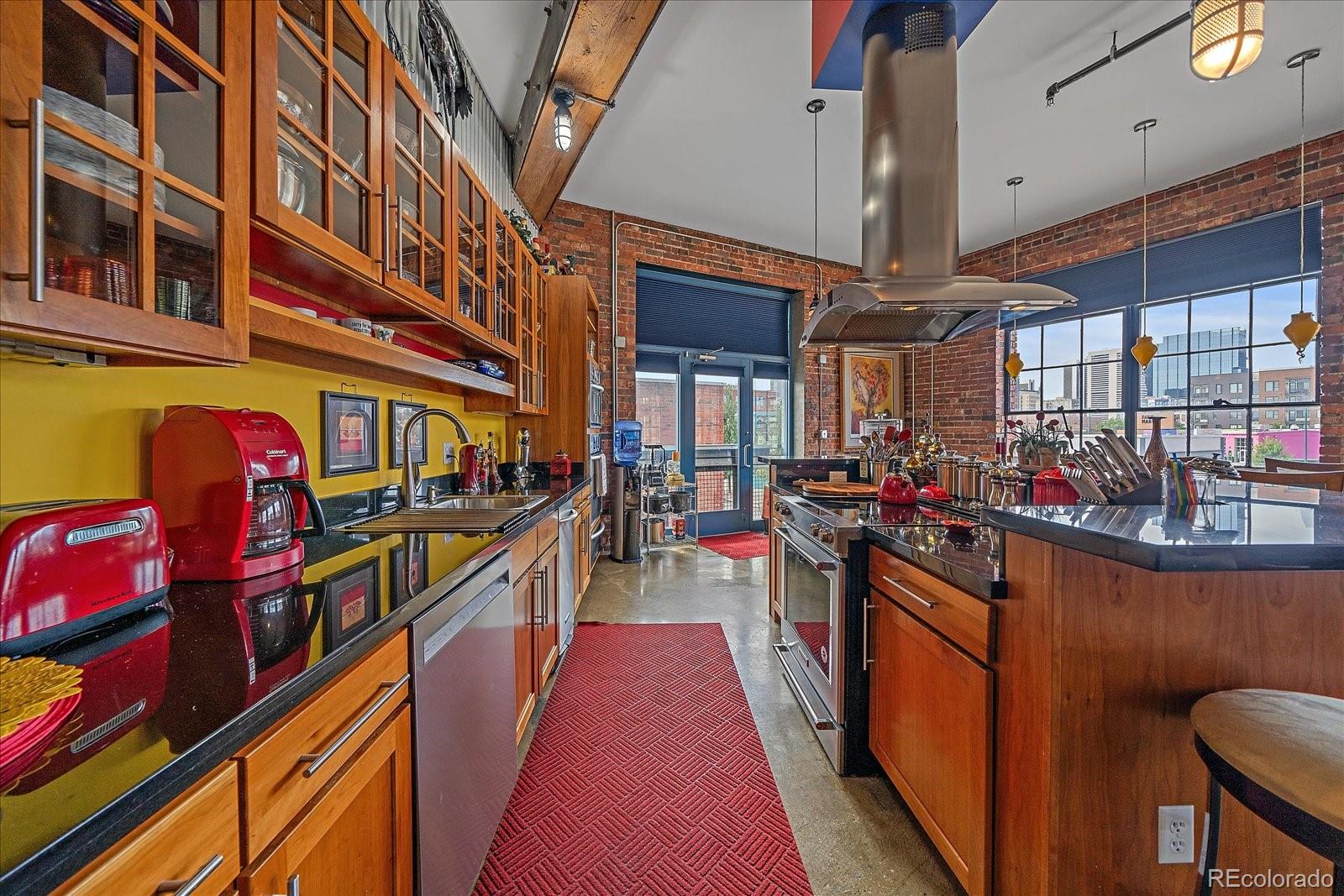 MLS Image #10 for 2500  walnut street,denver, Colorado