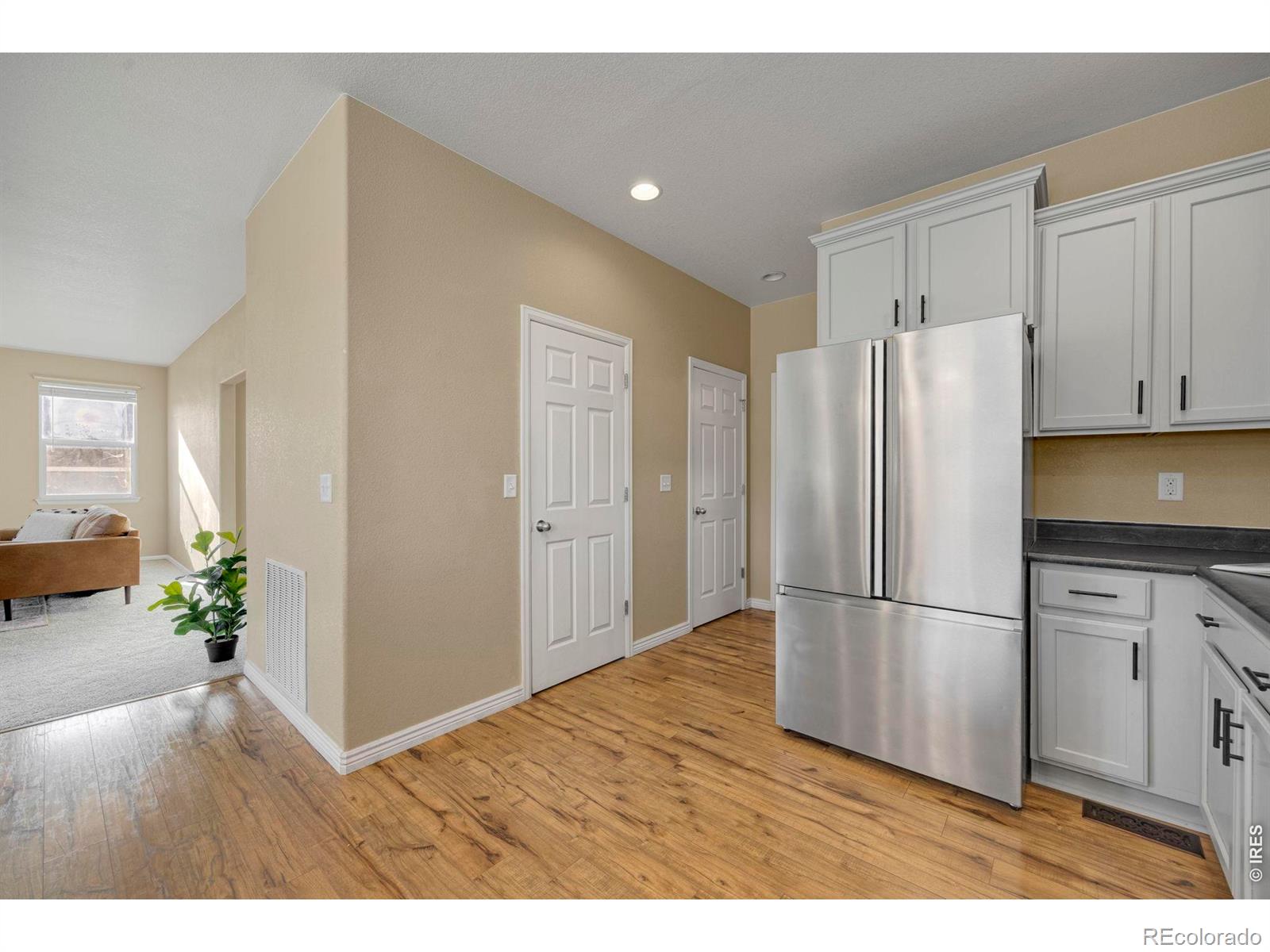 MLS Image #16 for 1555  benfleet court,windsor, Colorado