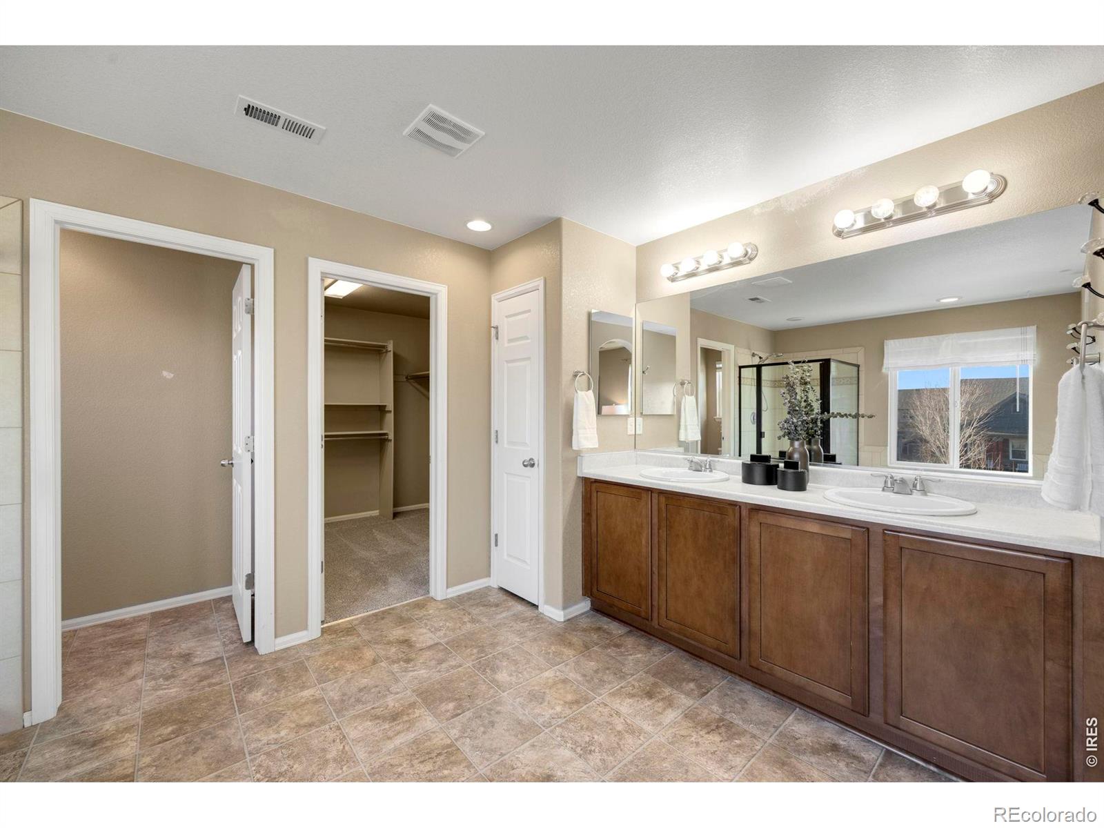 MLS Image #24 for 1555  benfleet court,windsor, Colorado