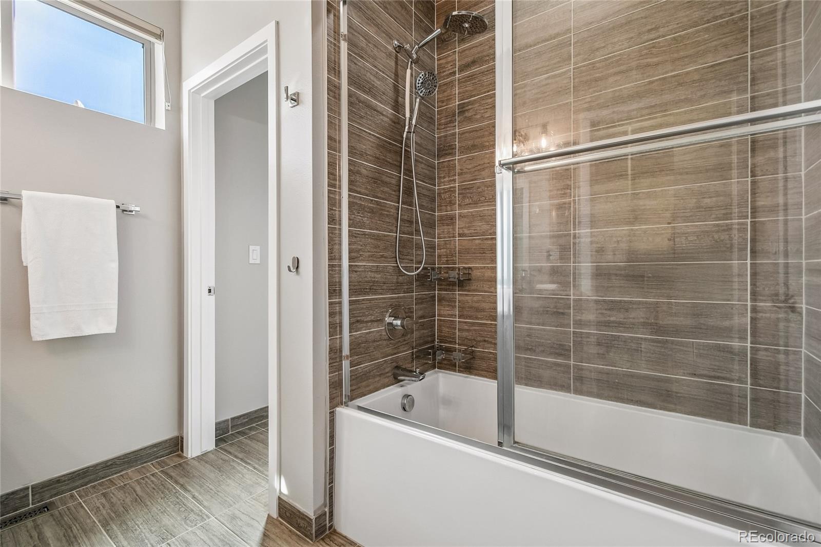 MLS Image #13 for 2327  glenarm place 2,denver, Colorado