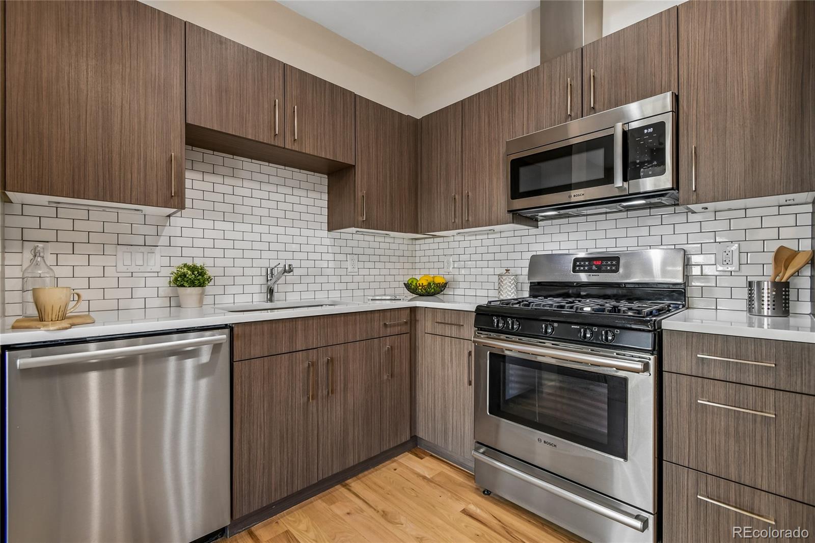 MLS Image #4 for 2327  glenarm place 2,denver, Colorado
