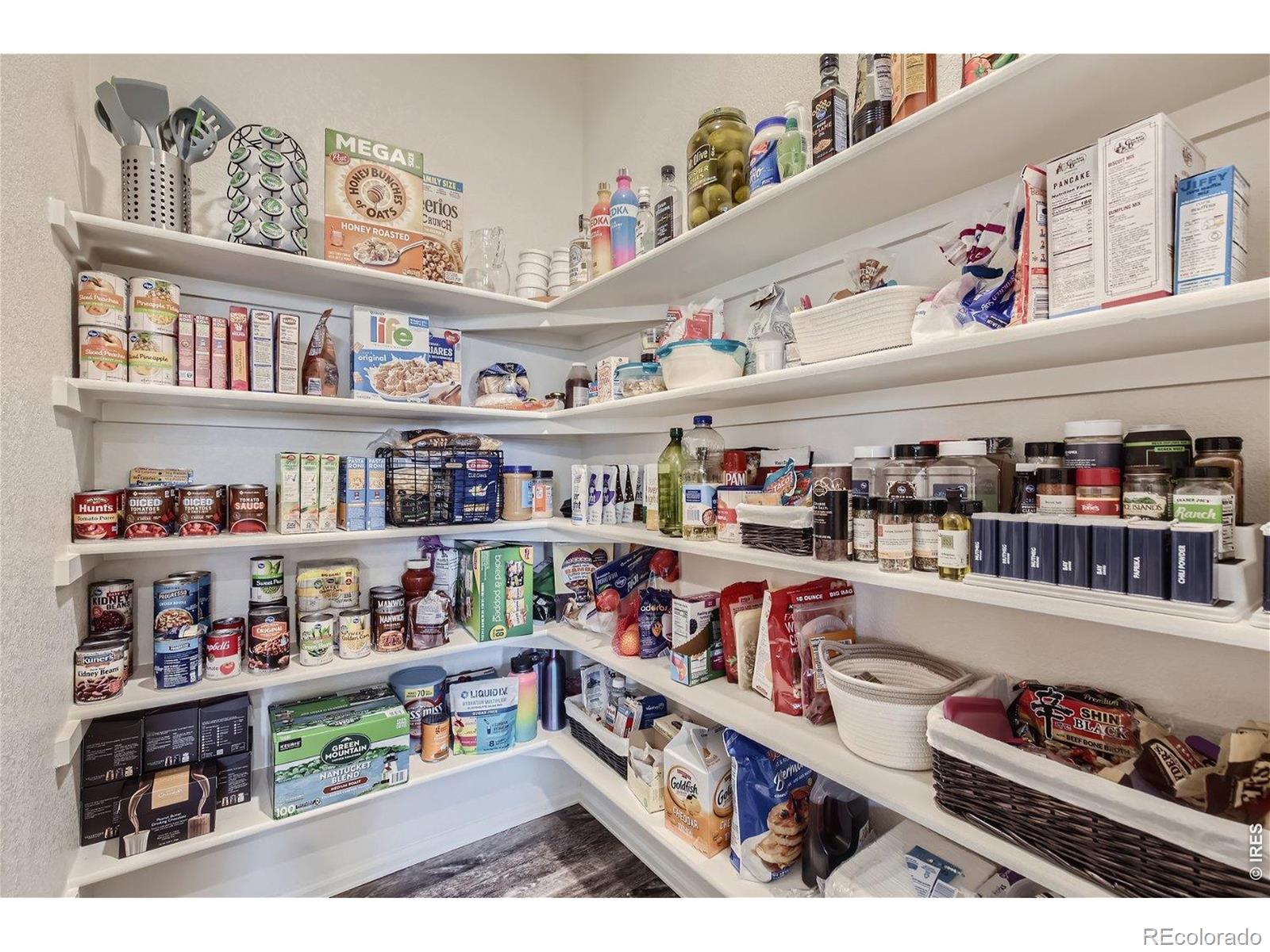 MLS Image #7 for 1685  highfield drive,windsor, Colorado